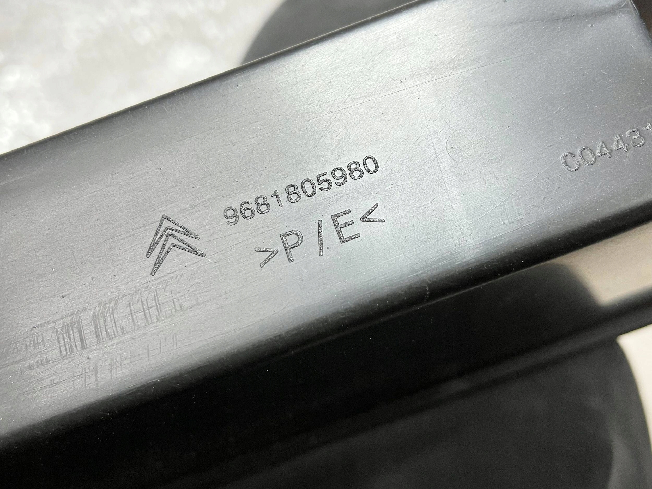 front bumper Citroen C3 Picasso 9681805980