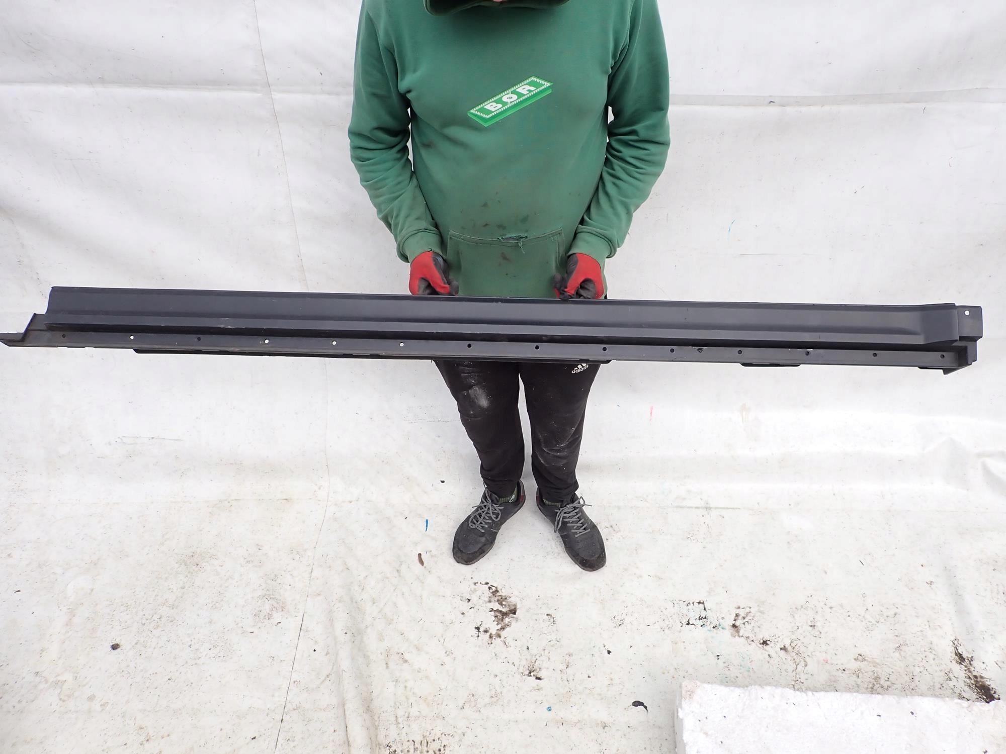 MITSUBISHI ECLIPSE CROSS 18-> moulding threshold left