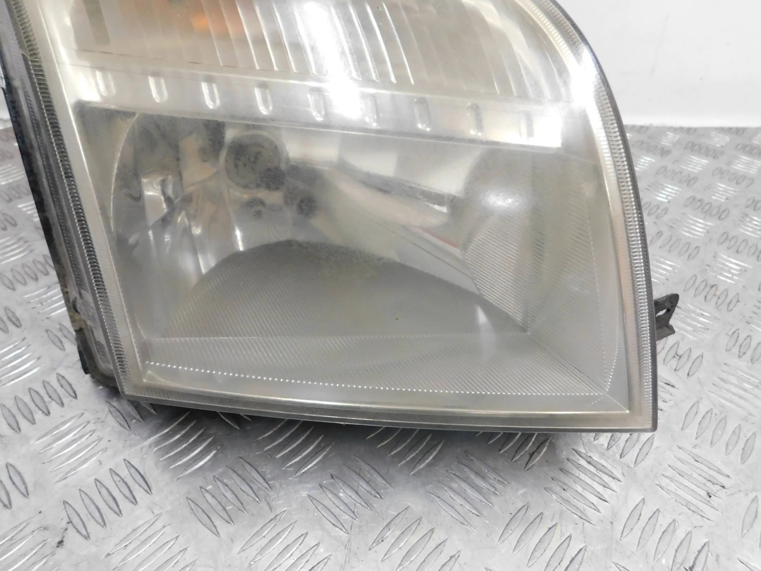 REFLEKTOR light right FORD FUSION