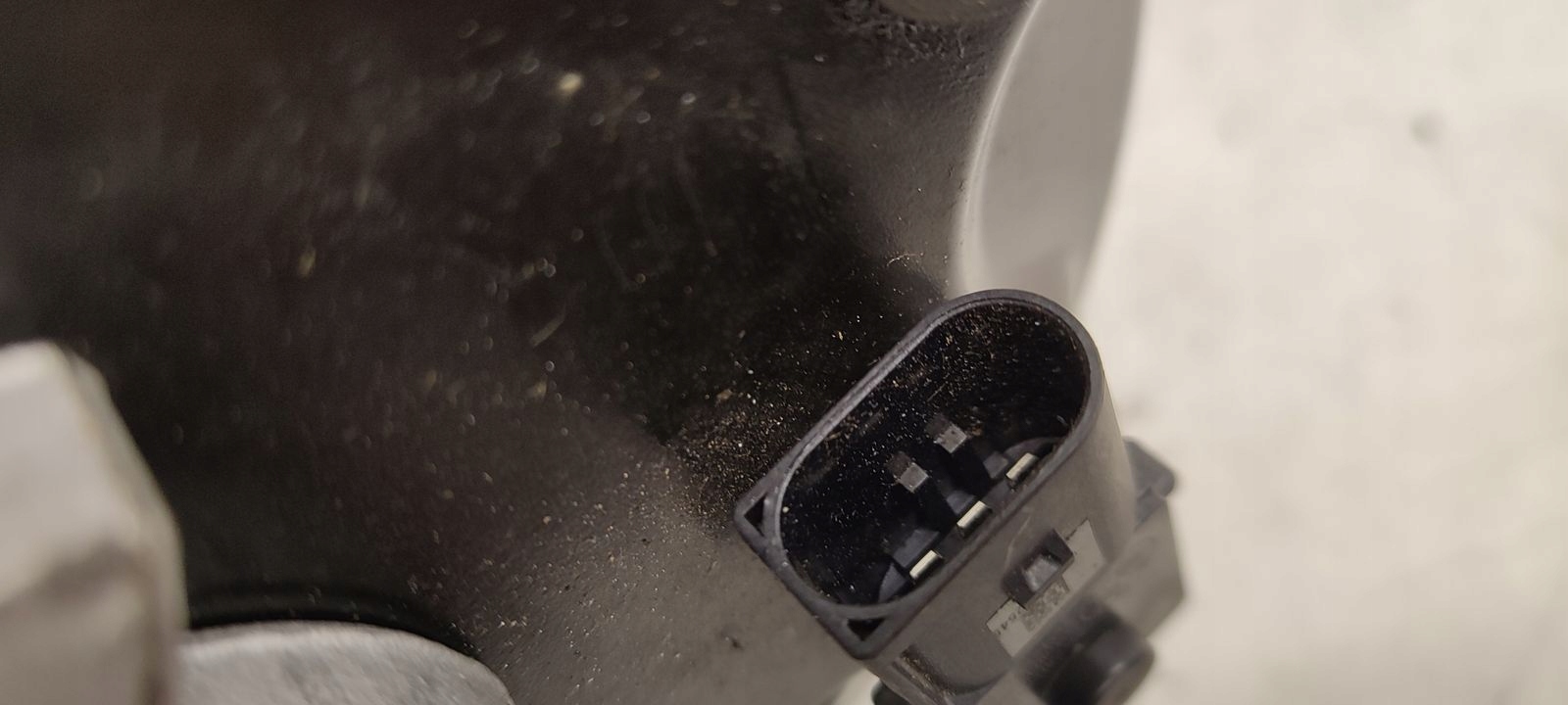 servo brake booster BMW E90 E91 2,0D LIFT