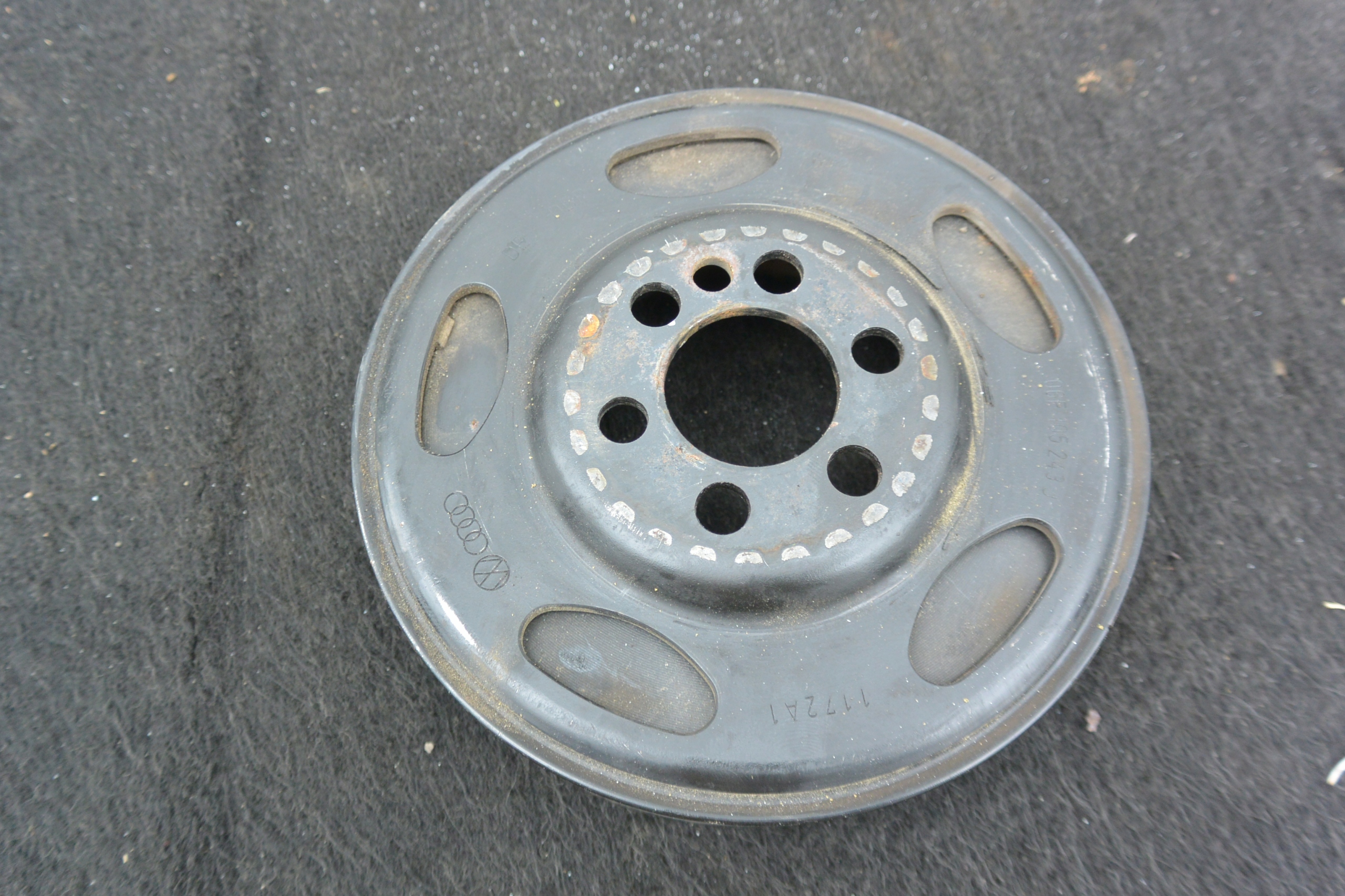 pulley 2.0 TFSI AUDI TT 8J VW SEAT