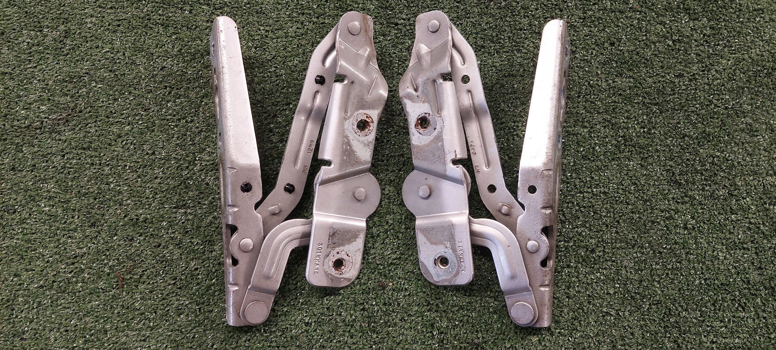 Cerniere cofano L+R FORD C-MAX MK2 GRAND C-MAX MK2 LAK: OA 0A