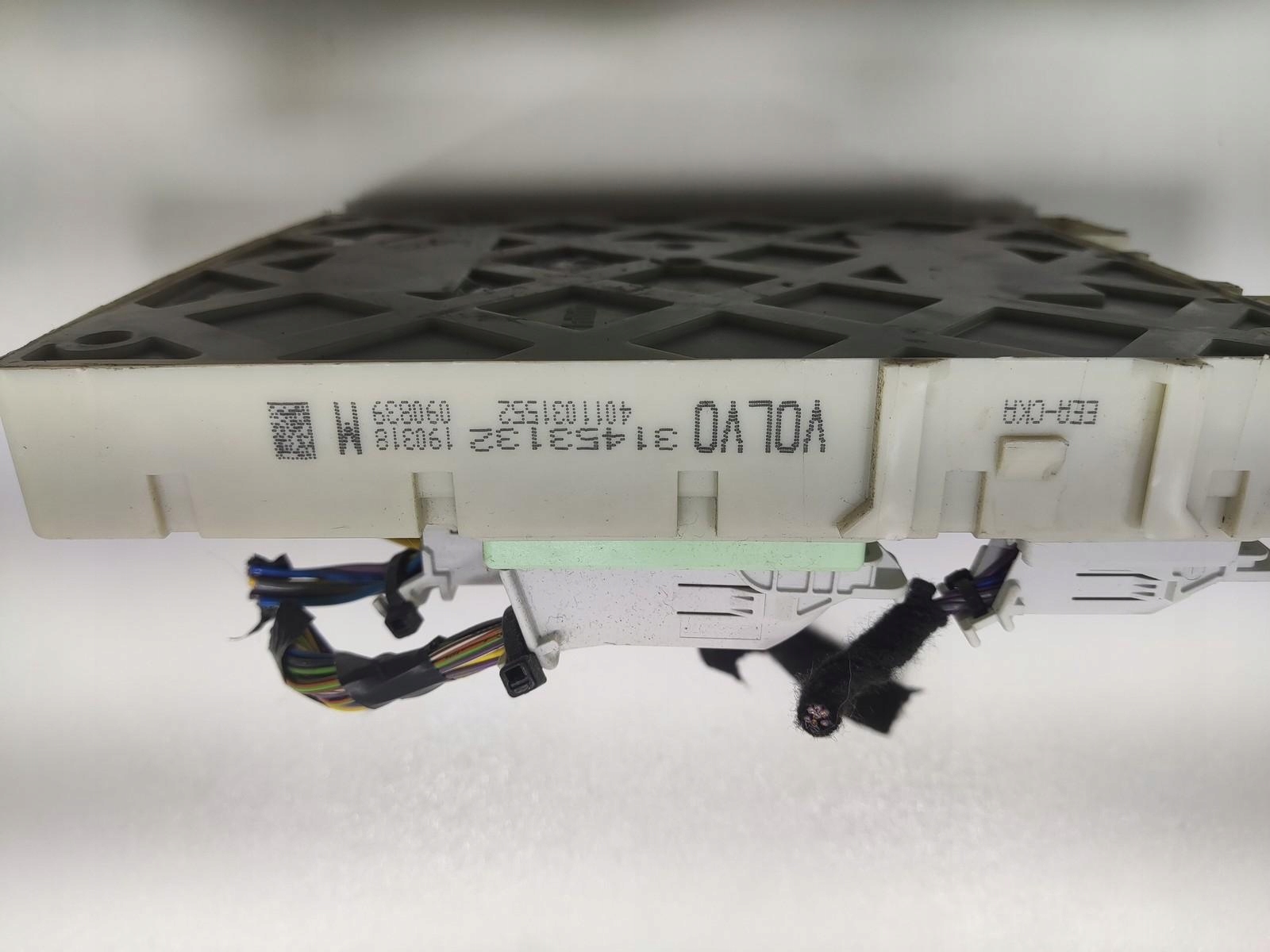 module compartment BSI VOLVO V40 II LIFT 2016-2019 31453132