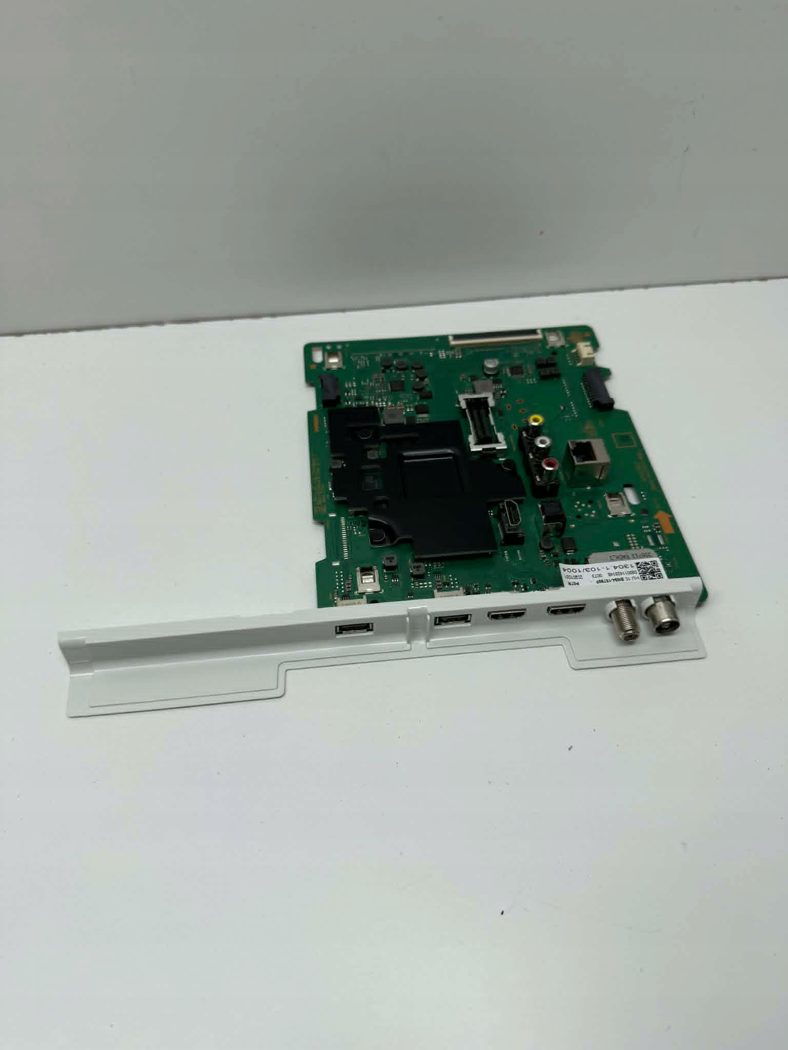 Samsung BN94-15799P hlavní deska plošných spojů s Pcb pro televizory UTU8000H