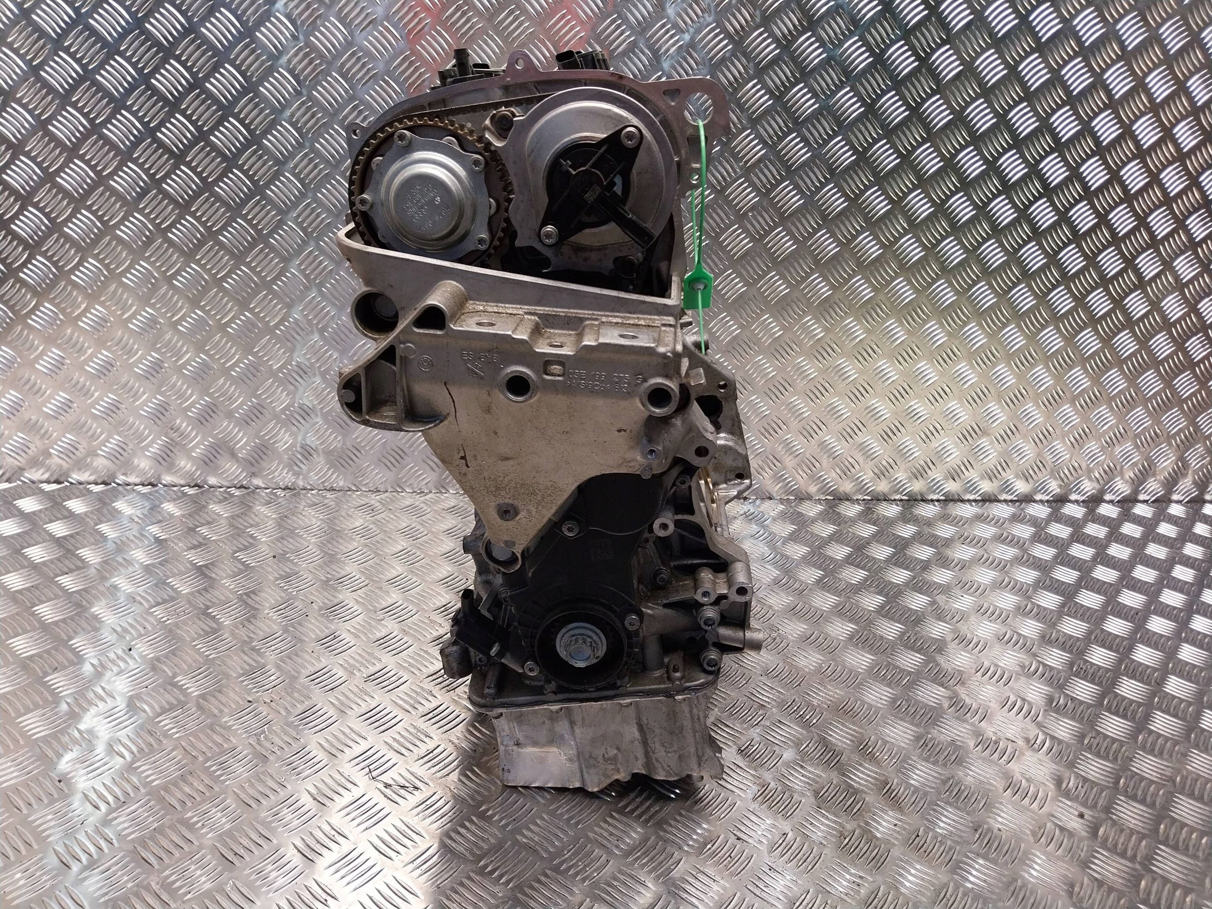 engine DFY AUDI Q3 83A 83F GOLF VIII OCTAVIA IV A3 8Y 1.5 TSI unprotected pillar