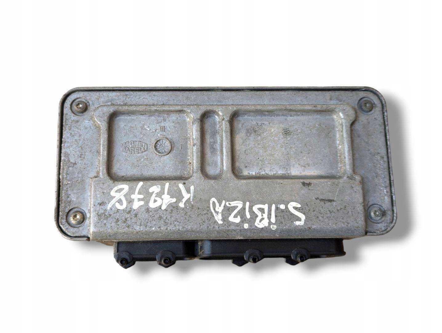 control unit of the engine SEAT Ibiza 4 6J 2009 03C906024BK