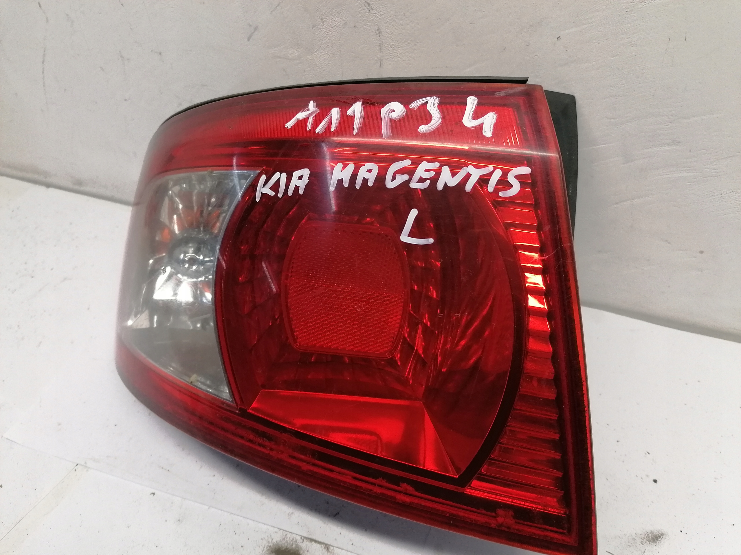 light rear part rear left Kia Magnetis 03-06r