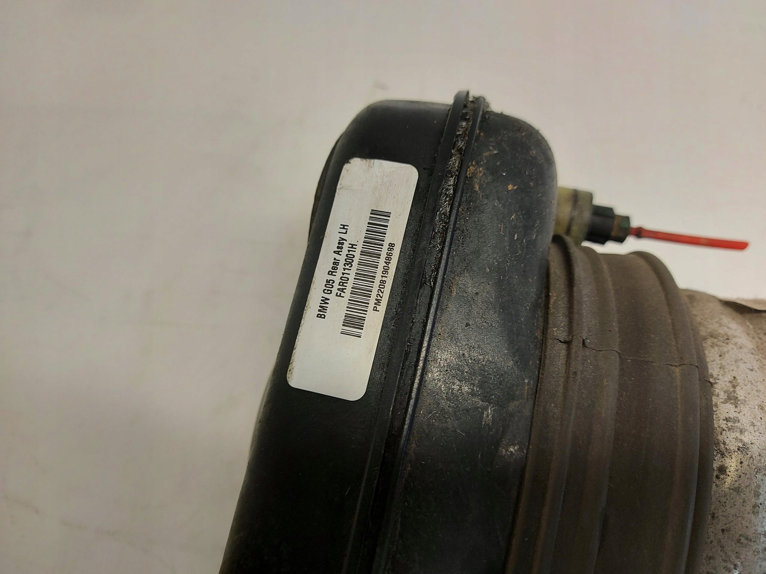 BMW G05 X5 3.0d 2019r. shock absorber left rear part 78315615