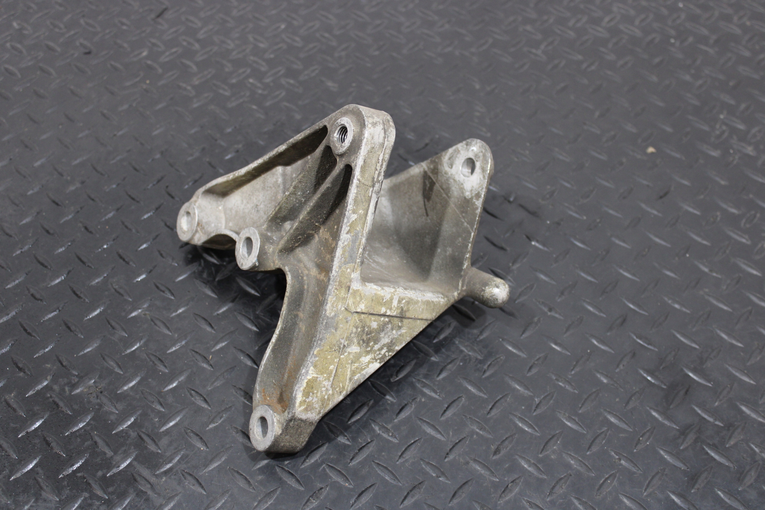 supporto staffa OPEL INSIGNIA A 13228285