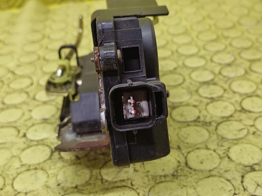 HYUNDAI SANTA FE lock door right rear part