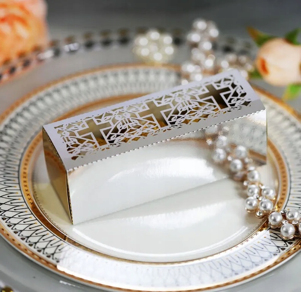 PUDEŁKO NA PREZENTY DLA GOŚCI SREBRNO-ZŁOTE 12X4X4 CM KOMUNIA WESELE IHS Marka MixParty