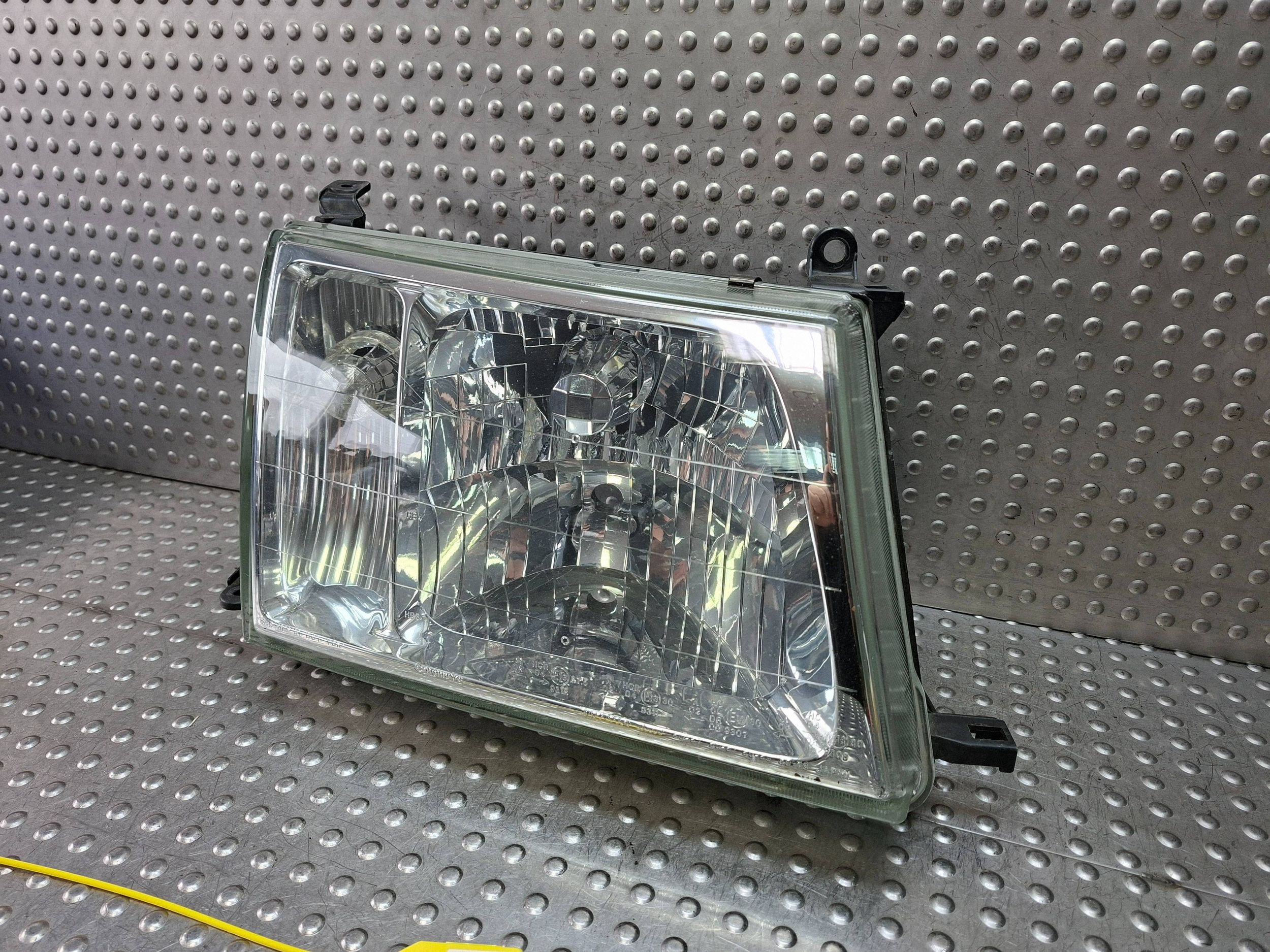 light front right TOYOTA LAND CRUISER FJ100 98-03 EU