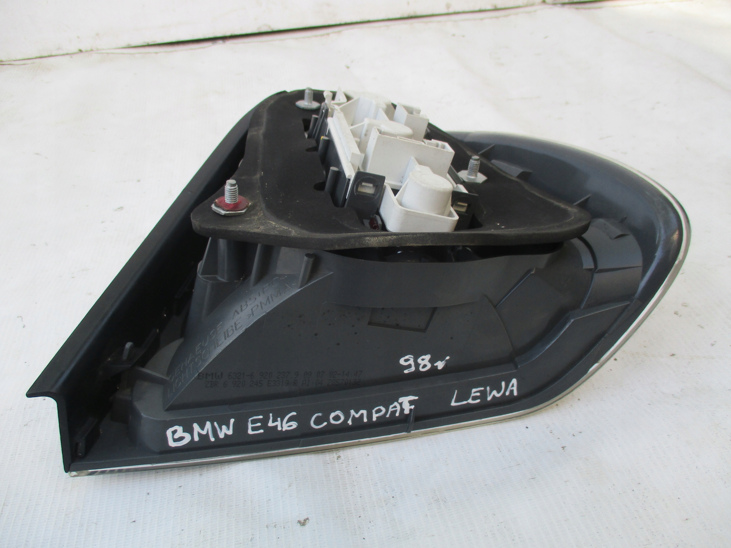 Licht links heck BMW E46 Compact 6920243