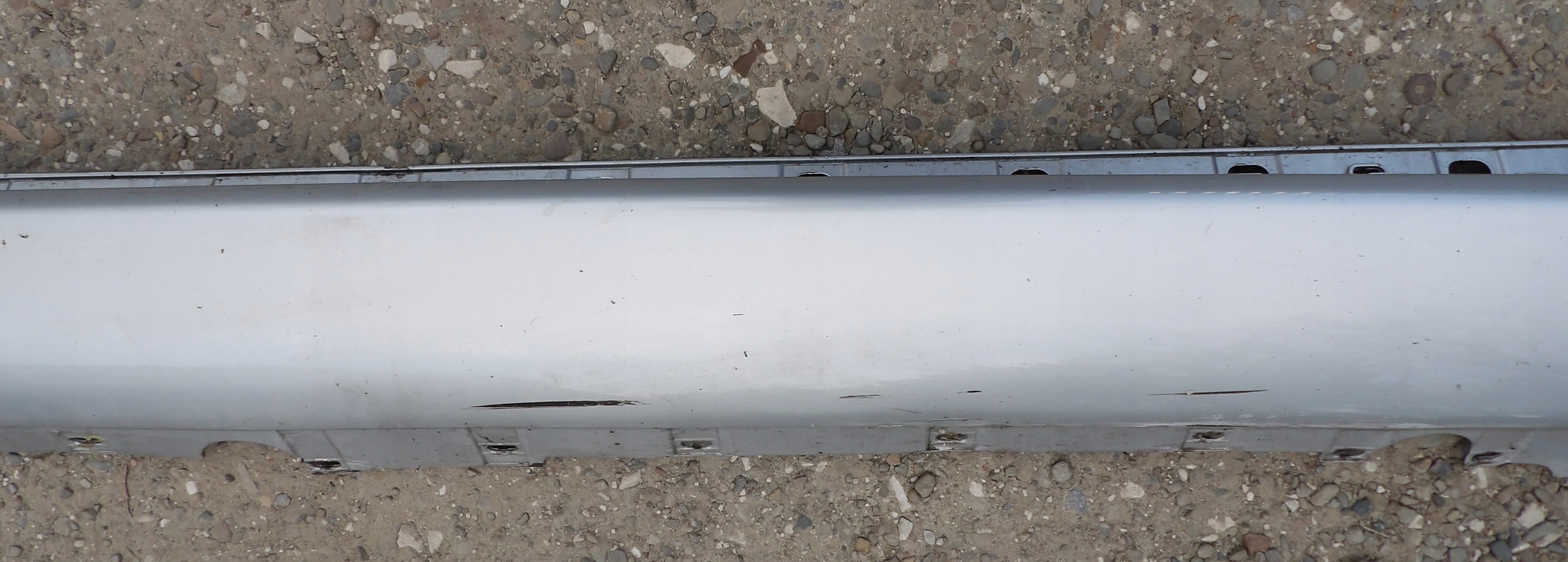 AUDI A8 D3 moulding threshold right LY7W