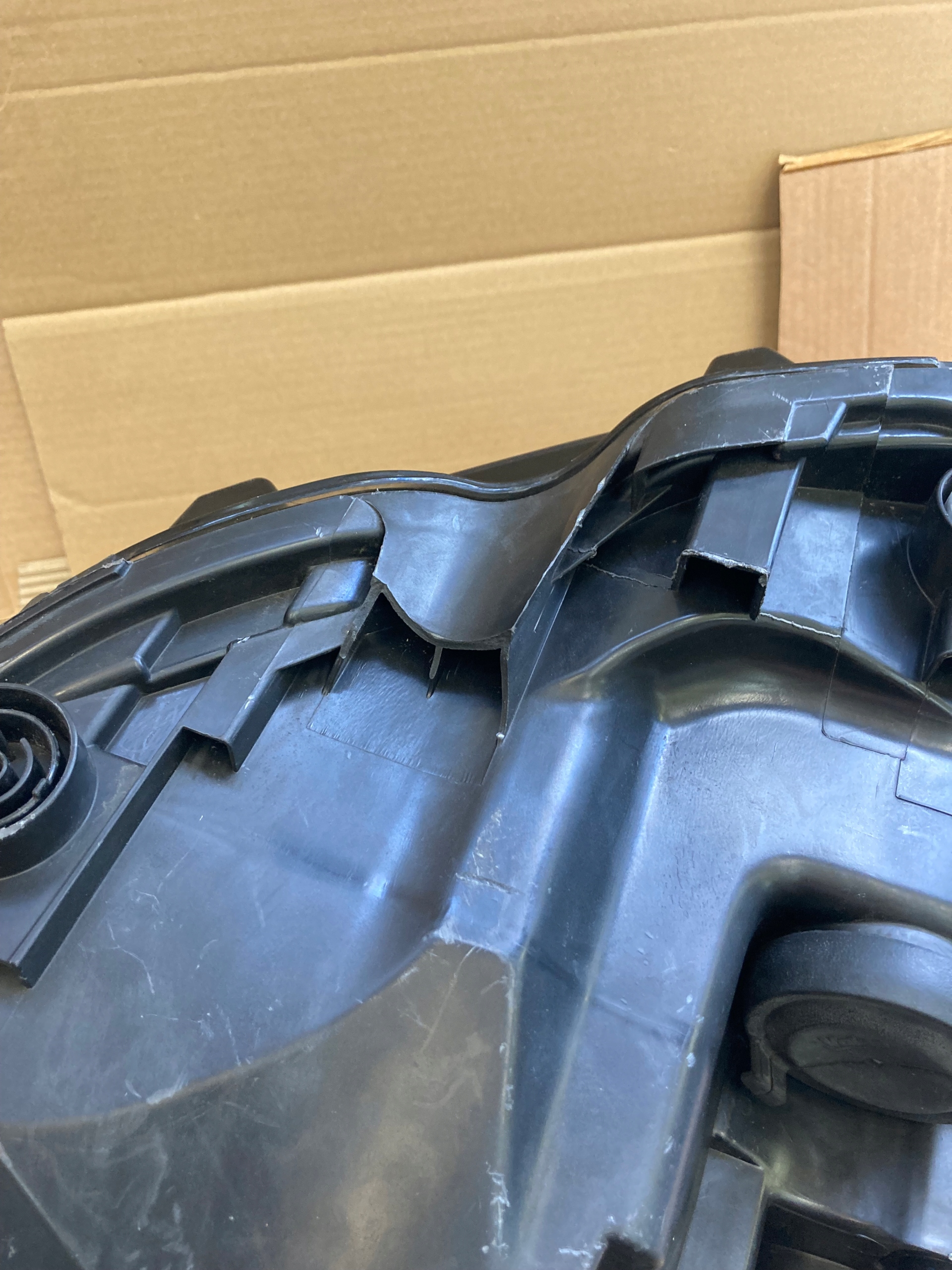 VW T6 Transporter 15- REFLEKTOR light right front