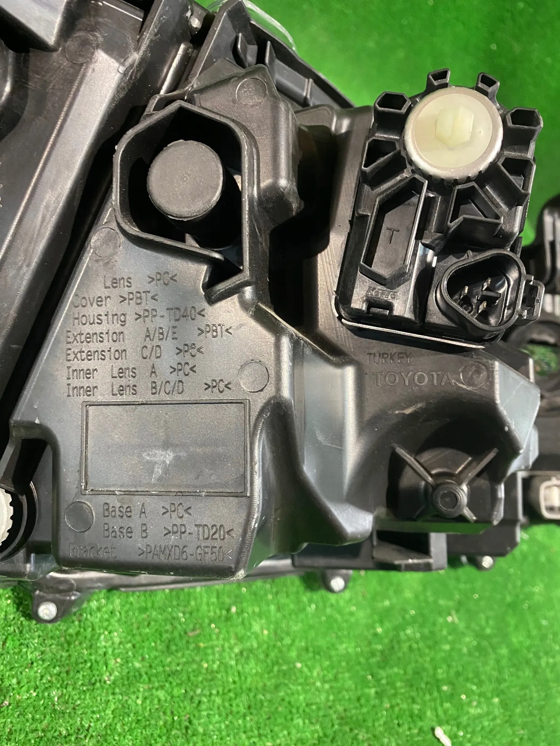 REFLEKTOR left TOYOTA COROLLA E21 sedan FULL LED