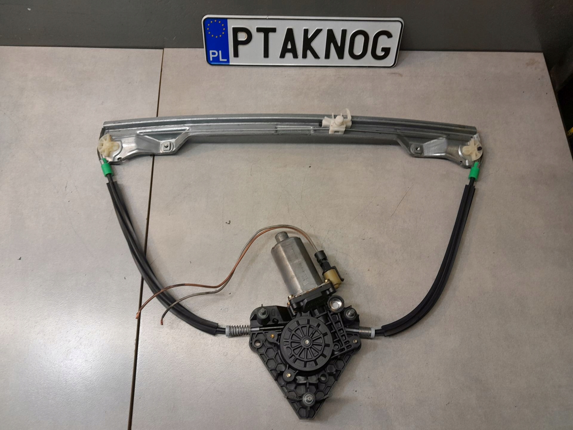 window regulator right front CLIO II 1.9 D 7700842240G