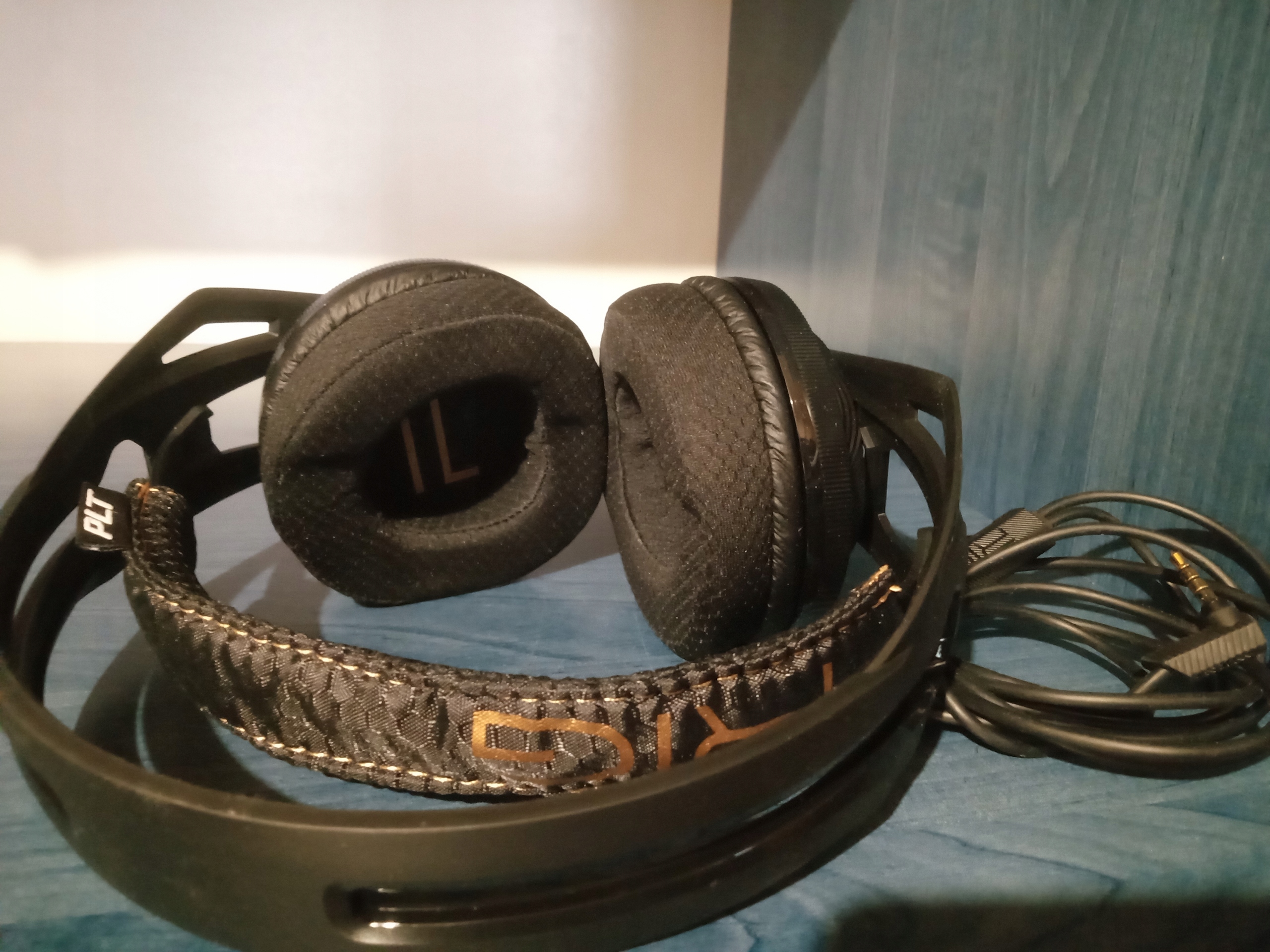 Słuchawki Plantronics RIG 400HS Kod producenta PL-210257-05