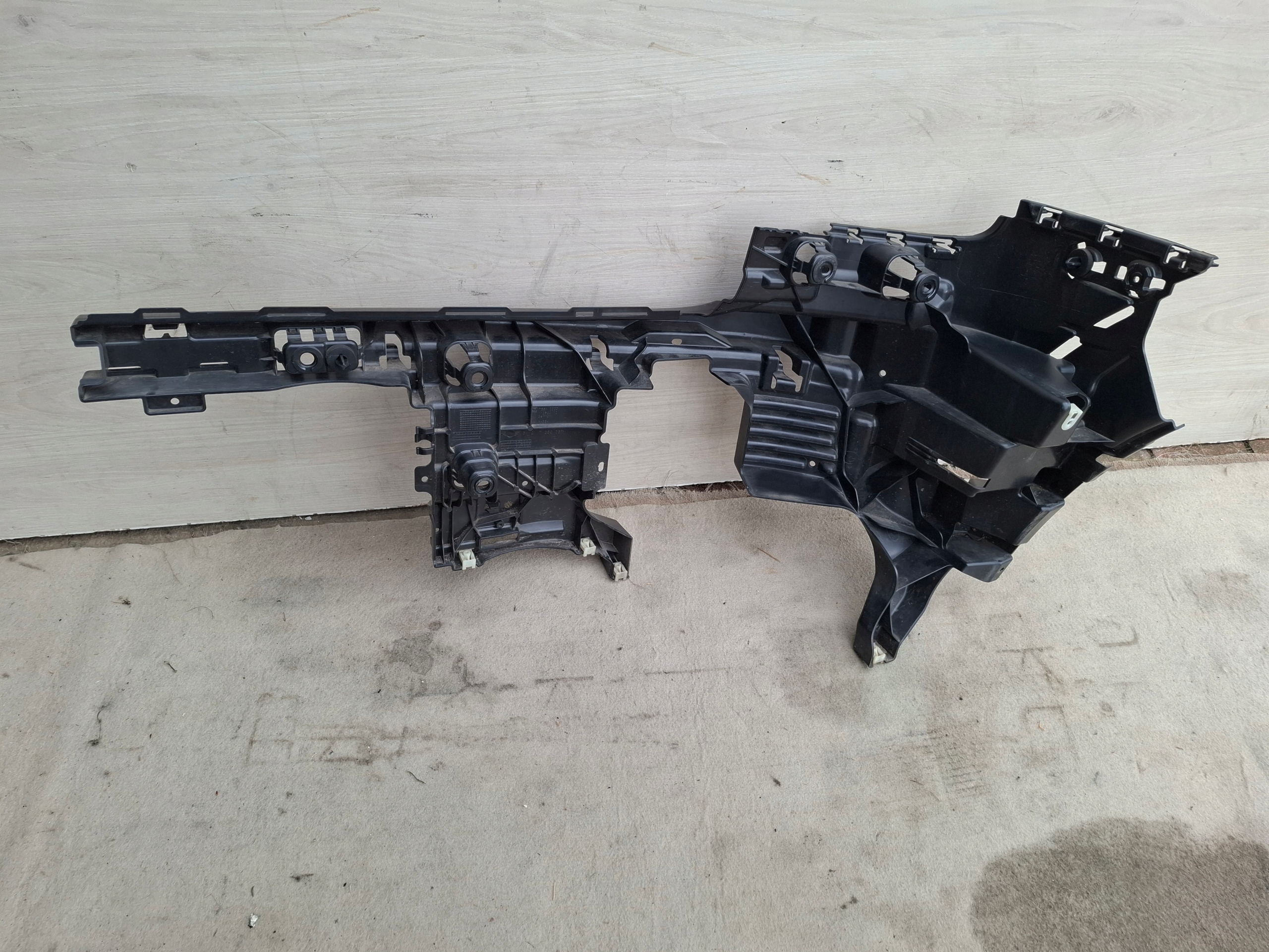 MINI COUNTRYMAN F60 bumper bracket left rear part 7389357