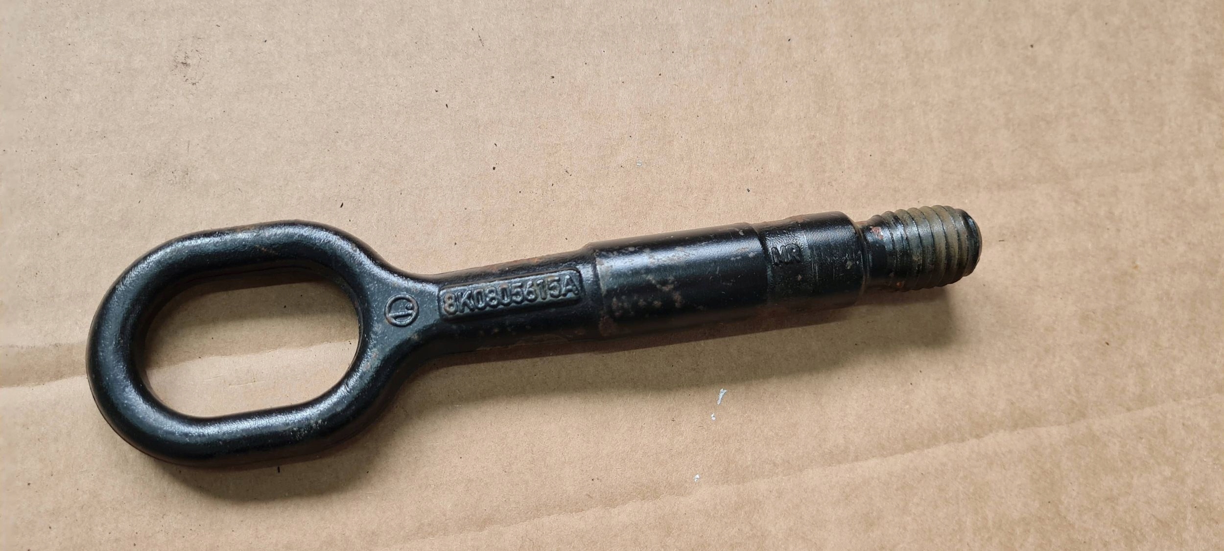 Q3 83A UCHO HOLOWNICZE hook 8K0805615A Q5 80A VW AUDI