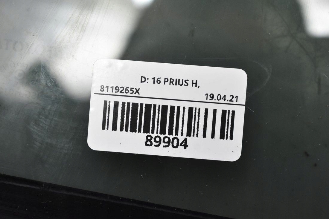 SZYBA DRZWI PRAWY TYŁ MAŁA TOYOTA PRIUS IV 15- Producent części Toyota OE