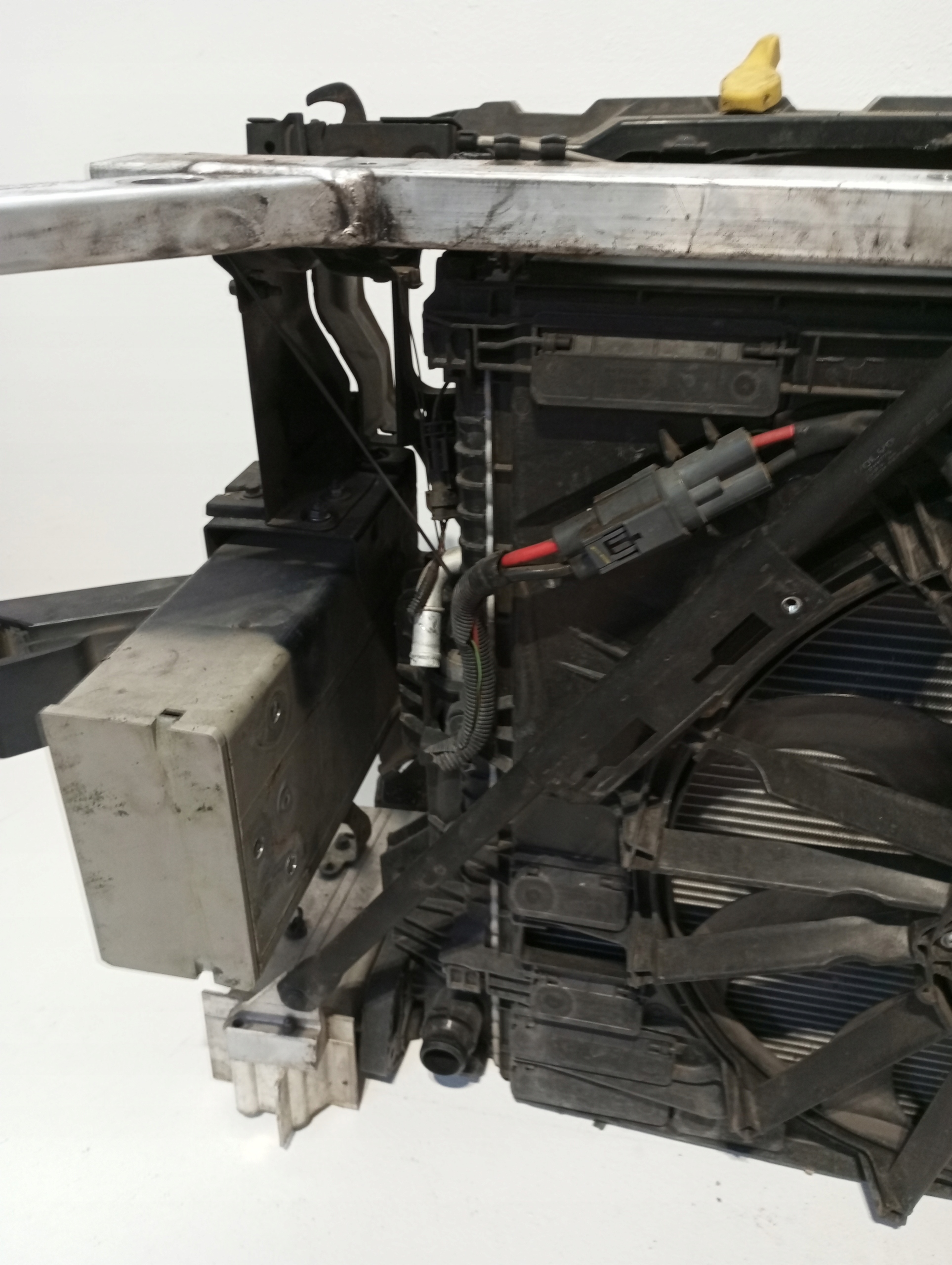 support panel for radiators radiator VOLVO XC90 II 2,0D LIFT