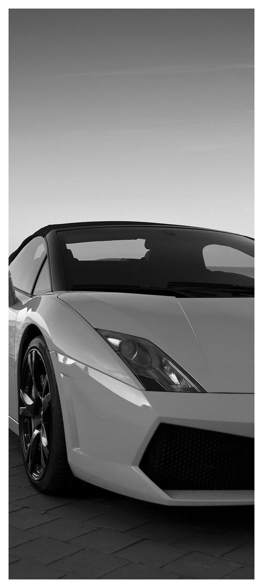 Samolepka Fototapeta Lamborghini Elegance a rychlost na pláži 91x211