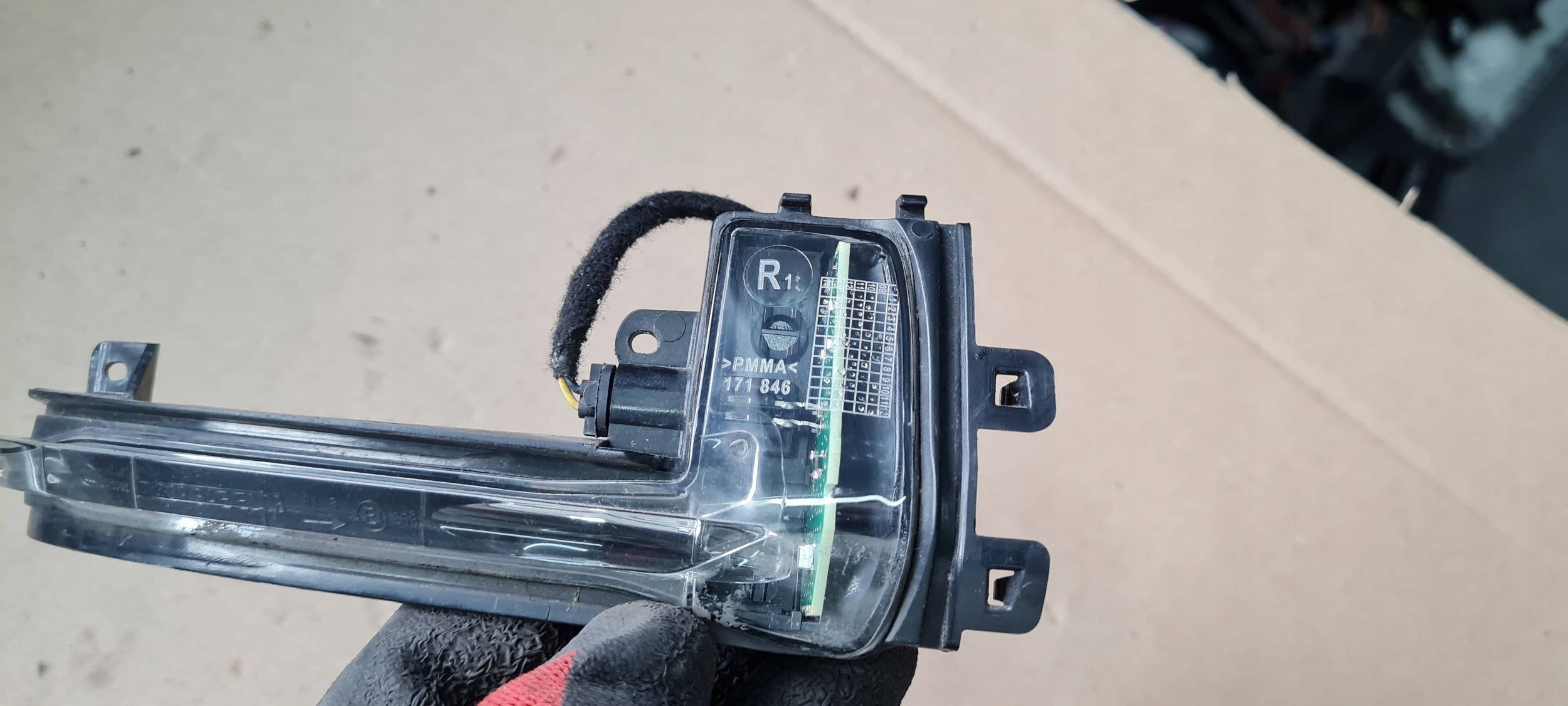 A4 B8 S4 A5 8T indicator blinker indicator mirrors right 8K0949102C