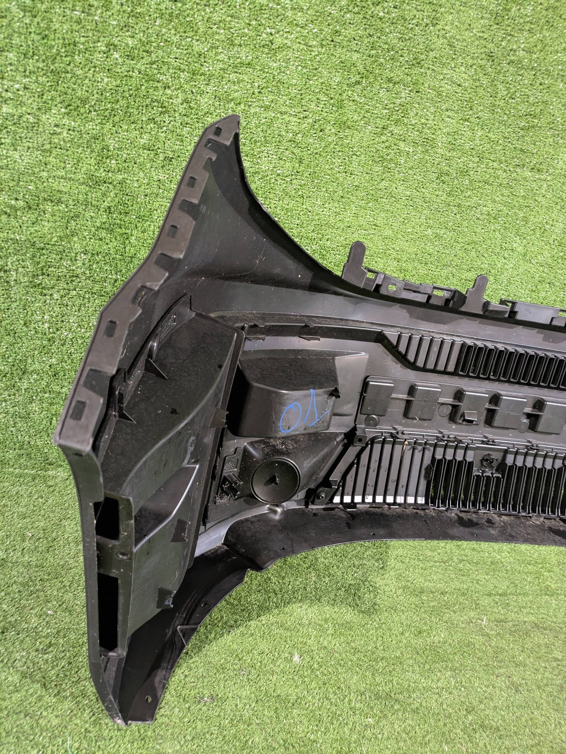 front bumper front RENAULT MASTER IV 24- LIFT NR.Z9491