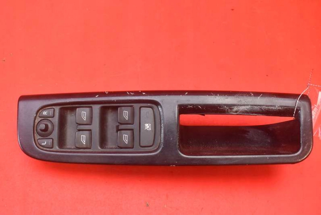 control panel of the window EU 30795081 VOLVO V50 03-11