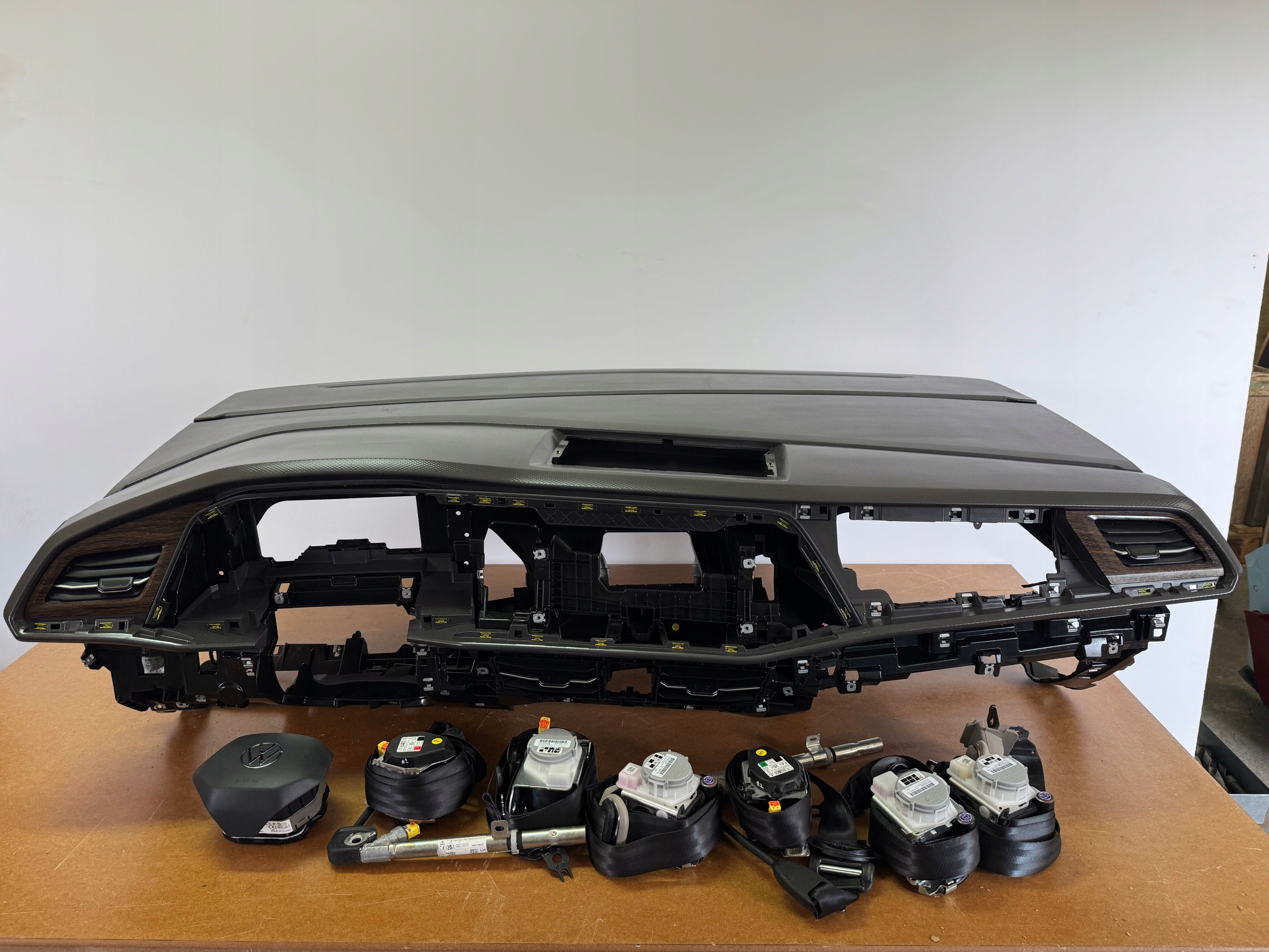 vw T7 MULTIVAN торпеда консоль Подушки ремни