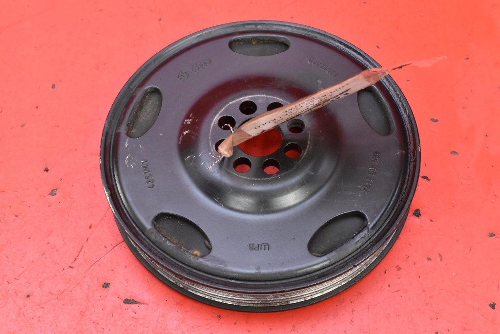 pulley 06E105251C AUDI A4 B7 3.2 FSI 256 KM QUATTRO 04-08