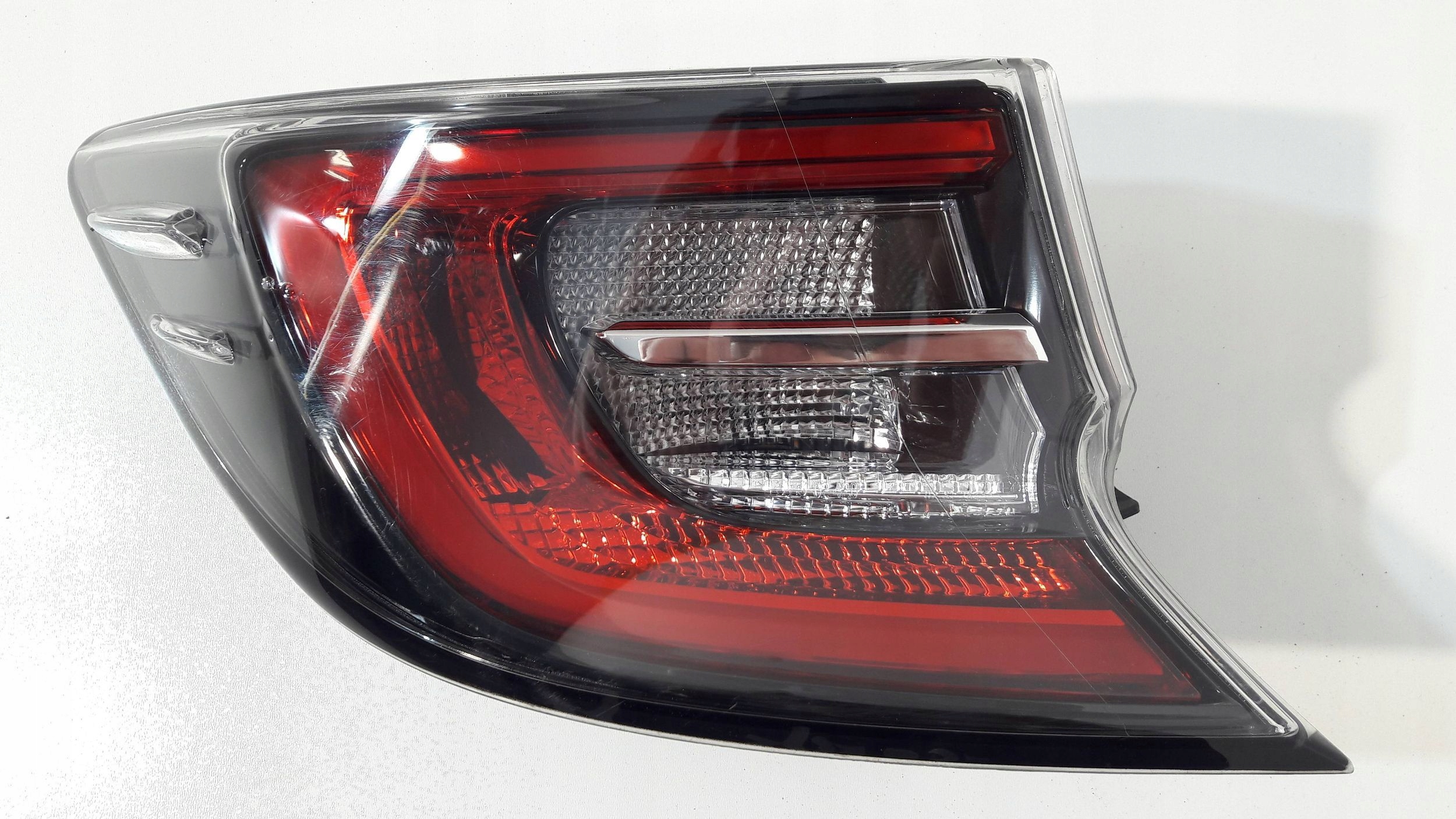 Toyota Corolla E21 light rear left hatchback LED (R205)