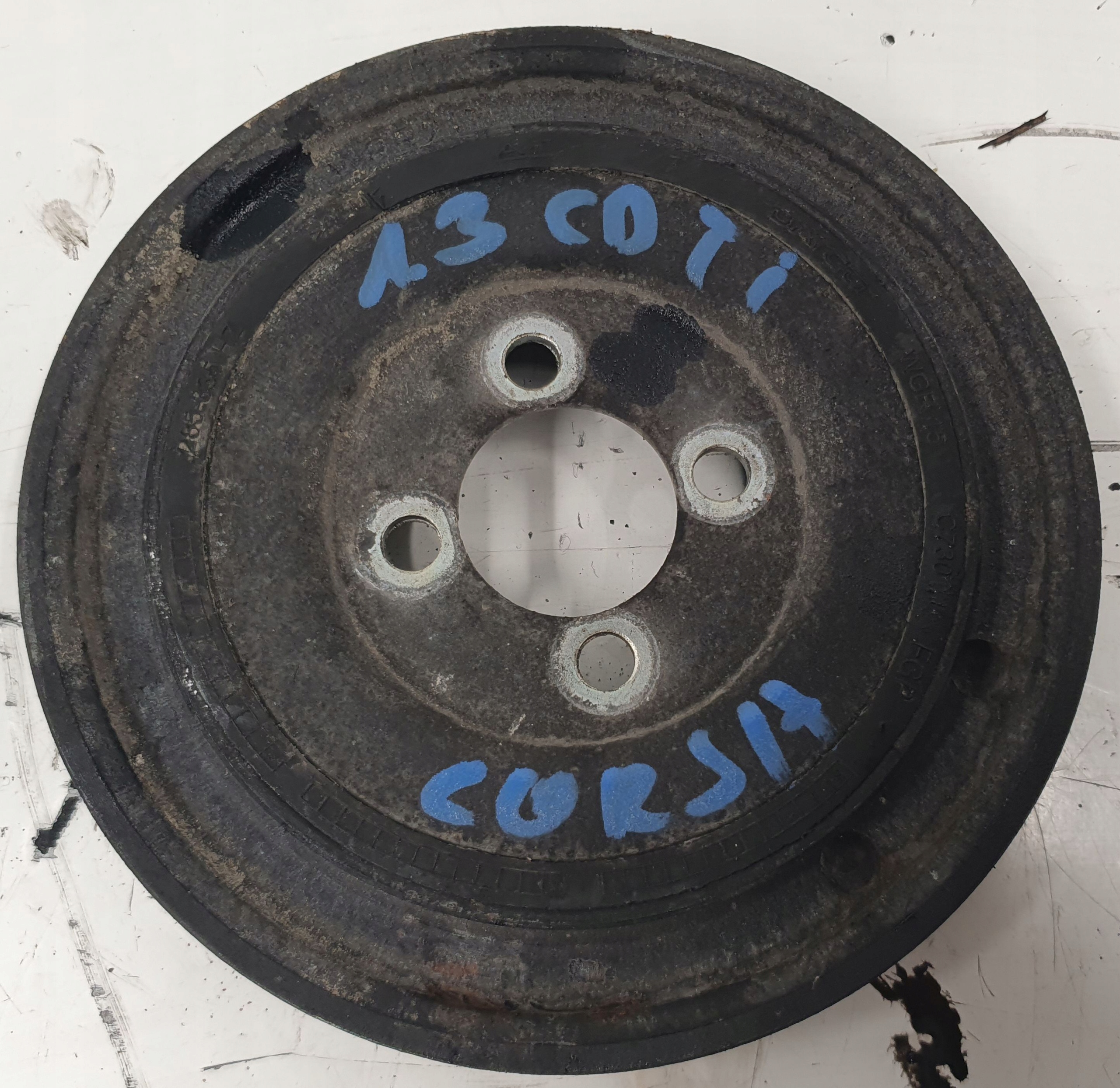 Opel Corsa D 1.3 cdti pulley tlumik drgan