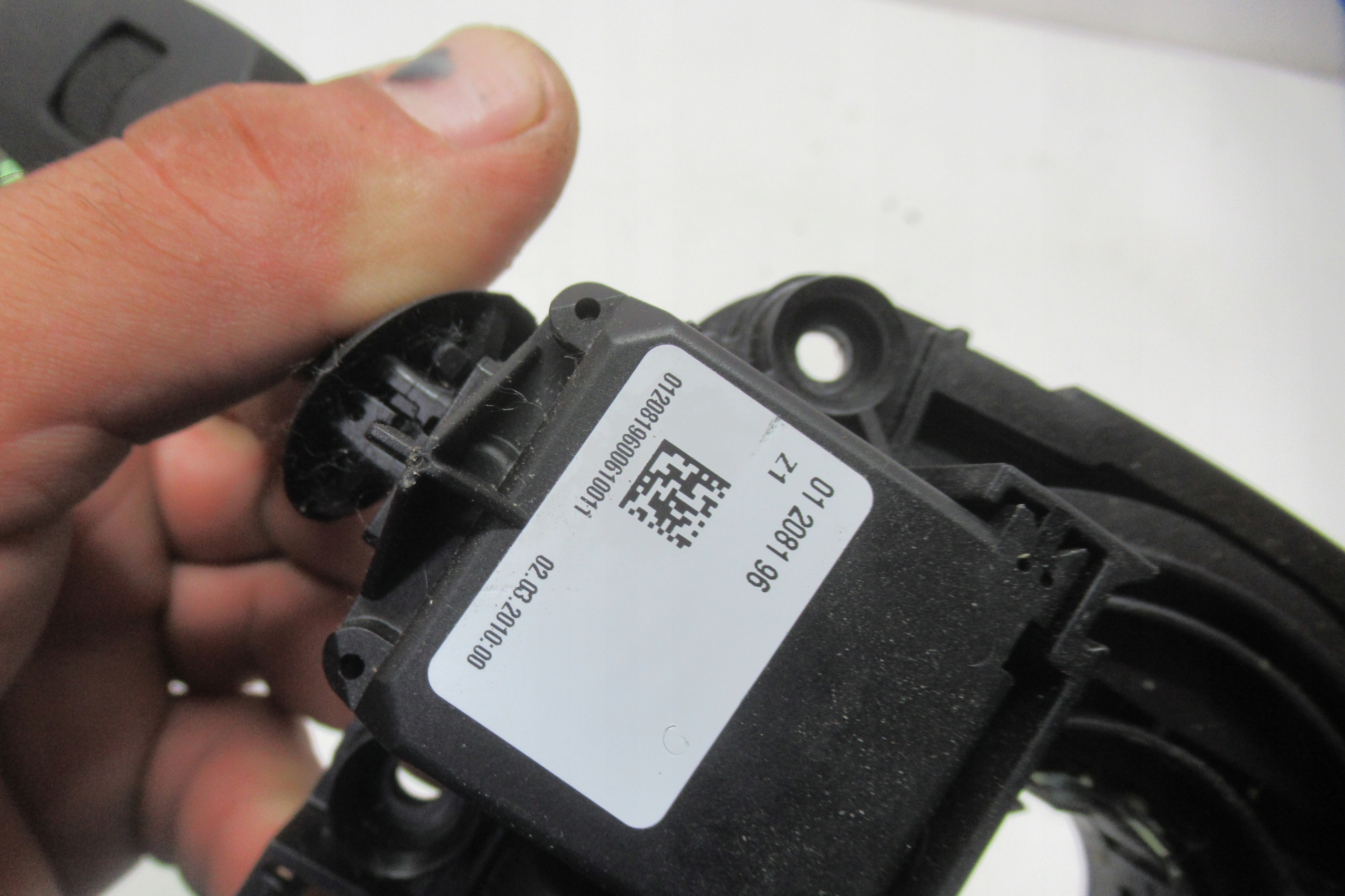 BMW E87 10R PRZELACZNK ZESPOLONY 9123030