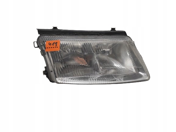 VW PASSAT B5 96-00 LAMPA PRAWA PRZÓD DEPO