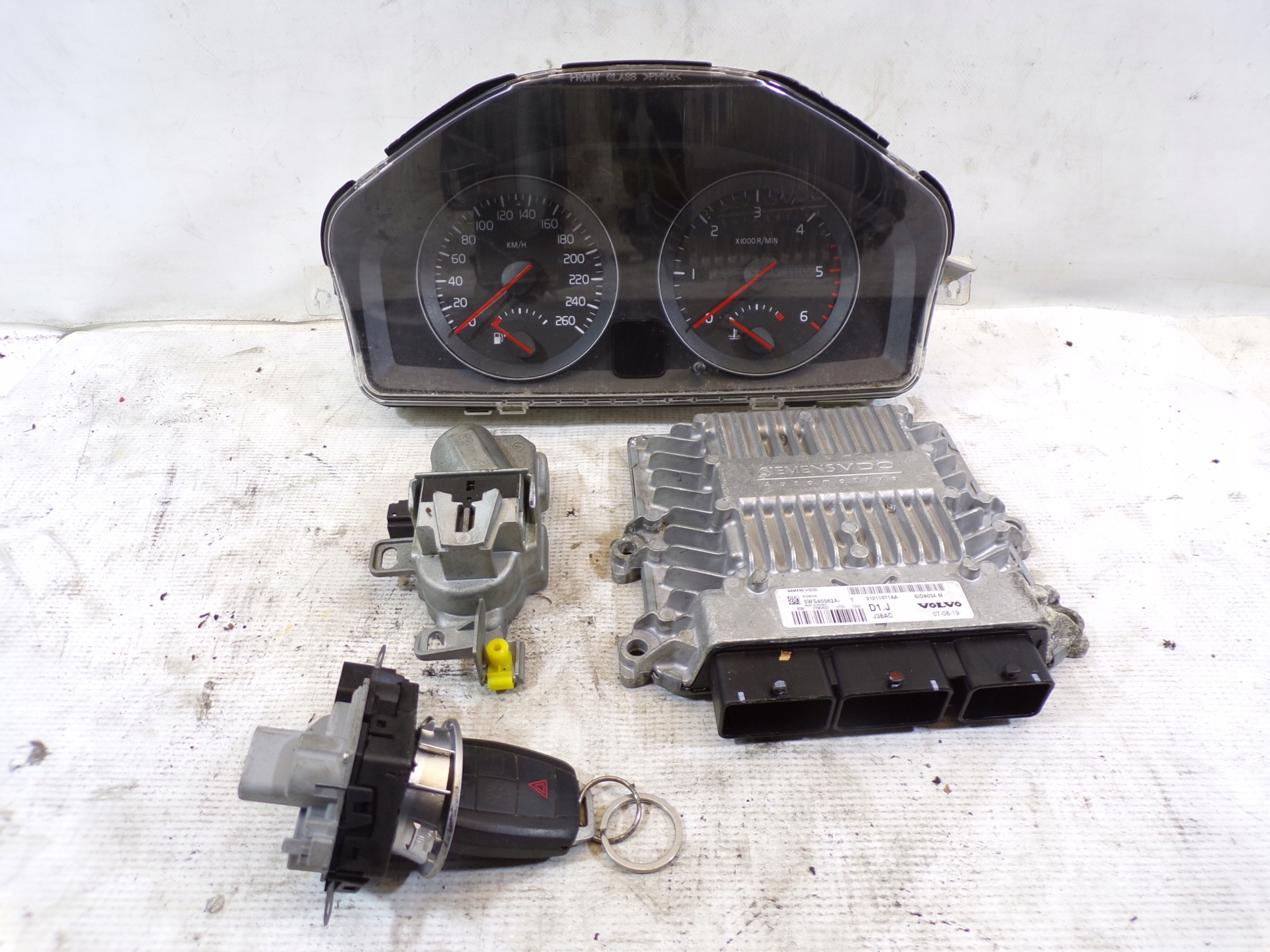 Montaggio STARTOWY VOLVO V50 2.0d 5WS40562A incompleto CZYTAJ OPIS e NUMERY