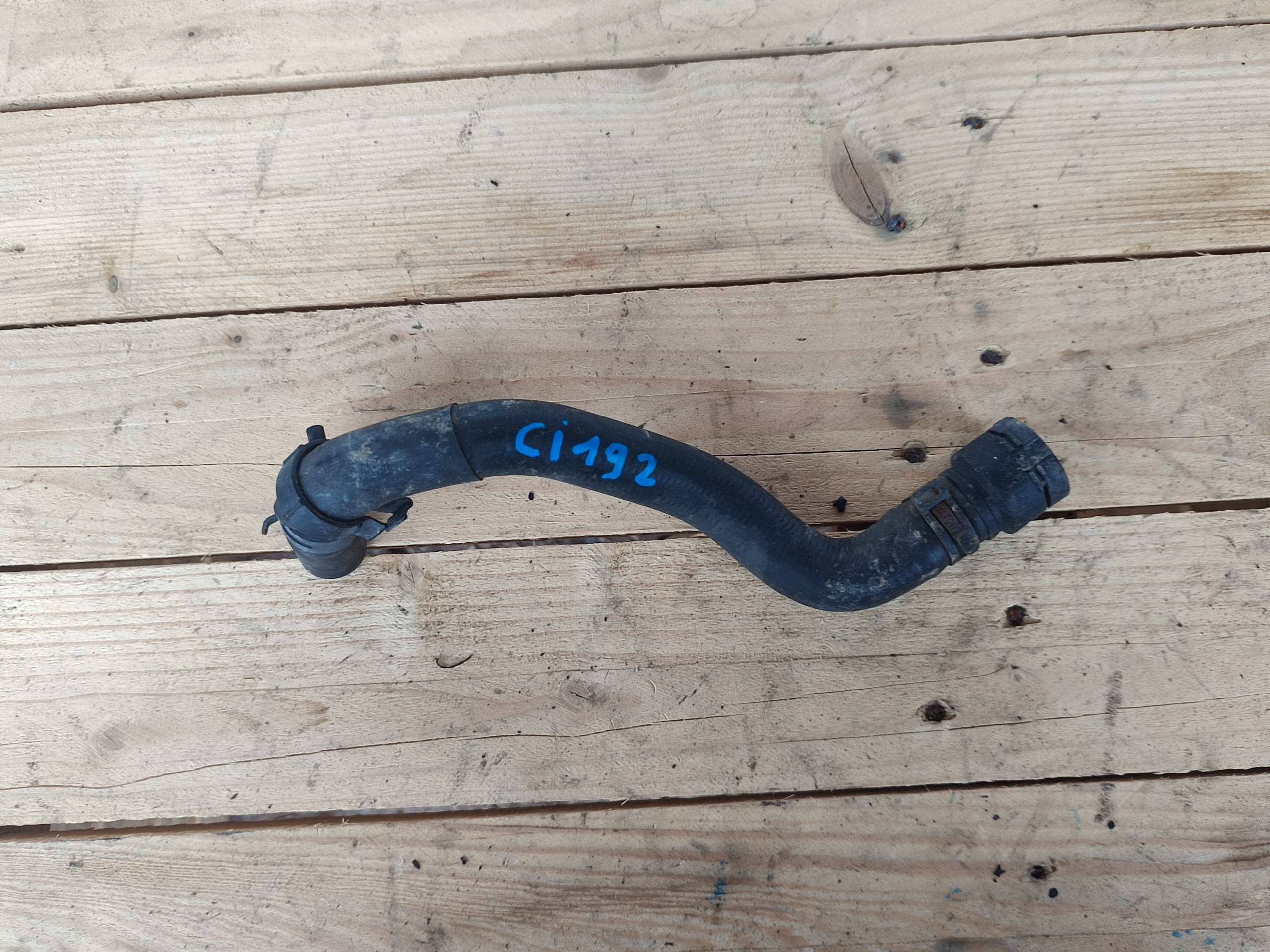 crijevo cijev prijenos vode VOLKSWAGEN T6 2,0 TDI 7E0121073L
