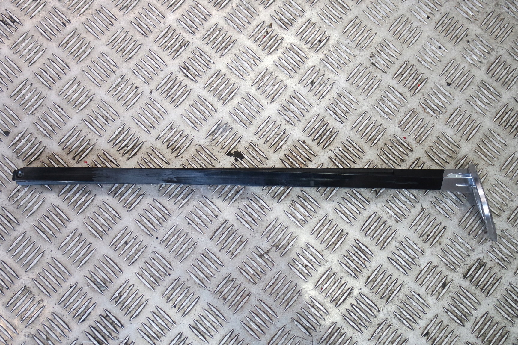 Подавач ременя правий лівий MERCEDES S W217