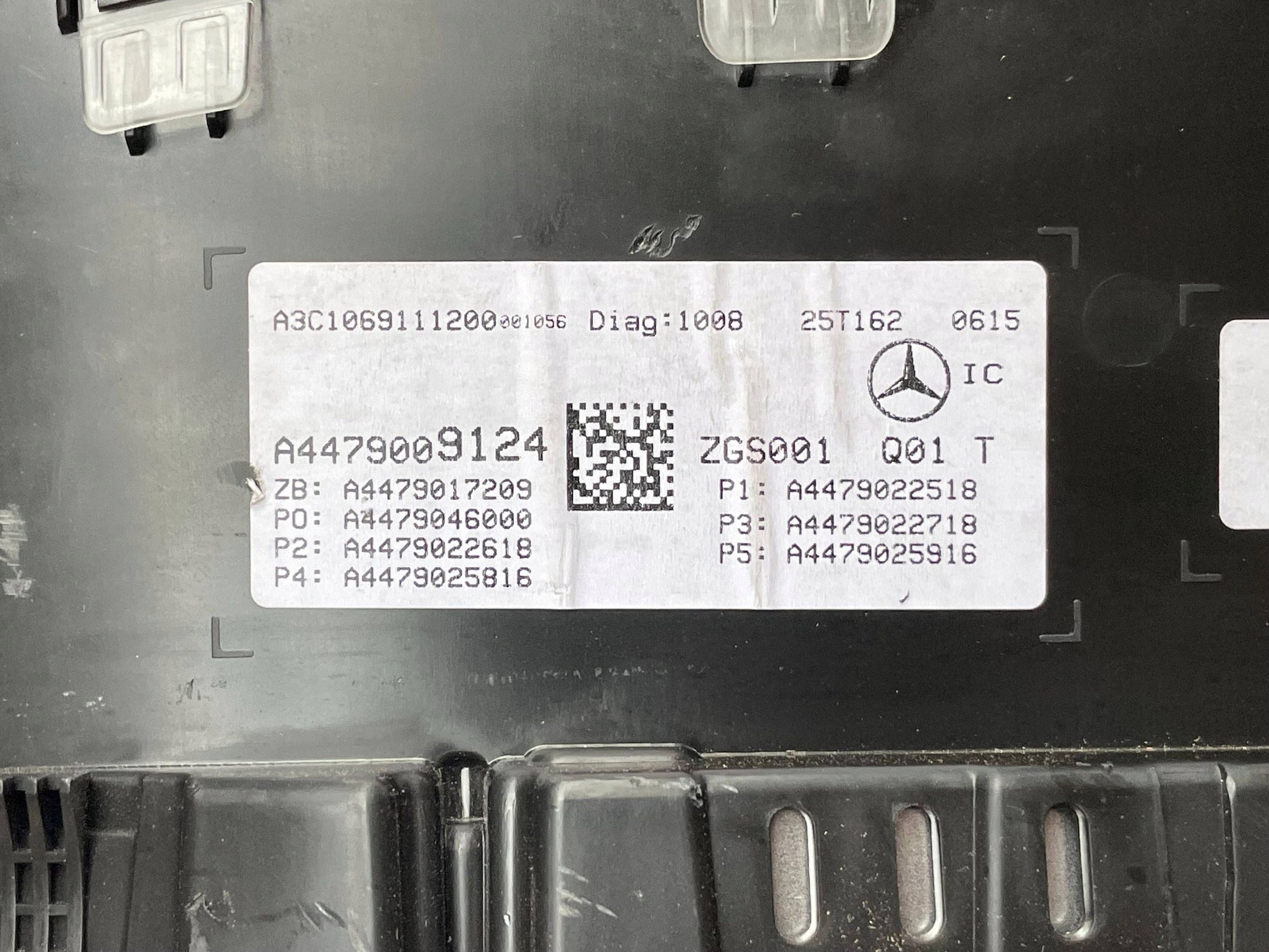 MERCEDES VITO W447 clock dials A4479009124 !J
