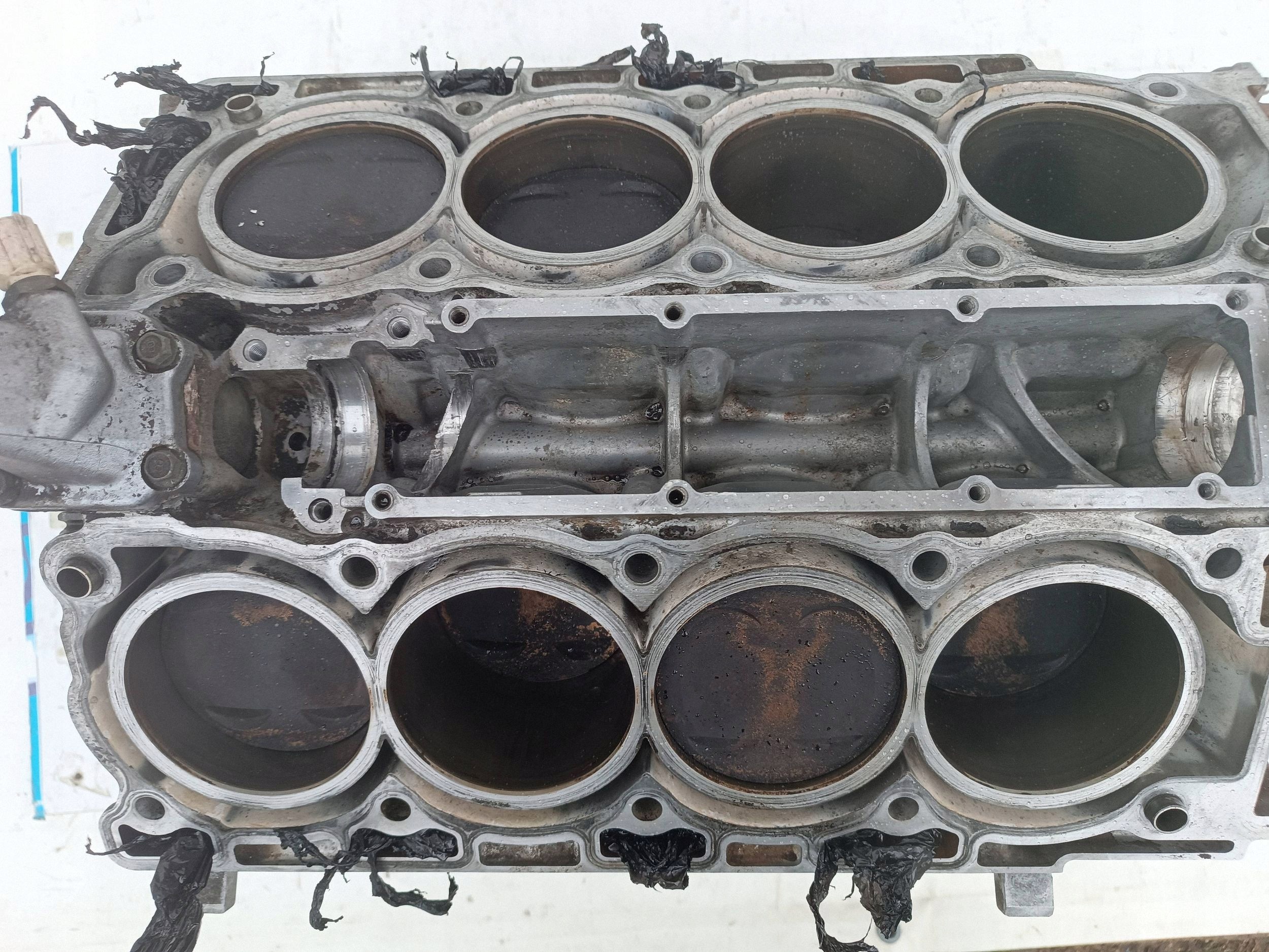 Blok Dol motore 4.4 V8 VOLVO XC90 S80 B8444S