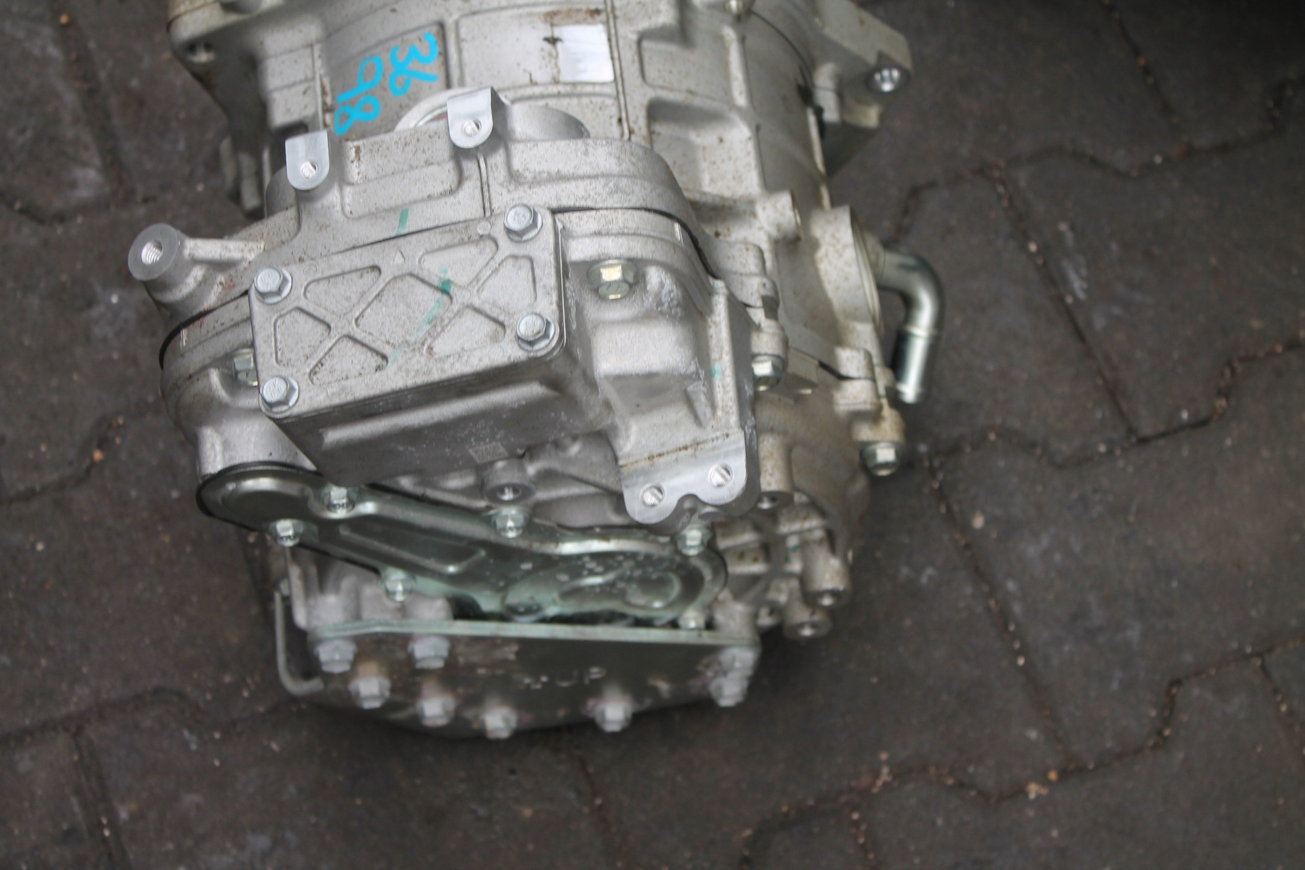3698. engine electrical NISSAN QASHQAI 290C06UM1B