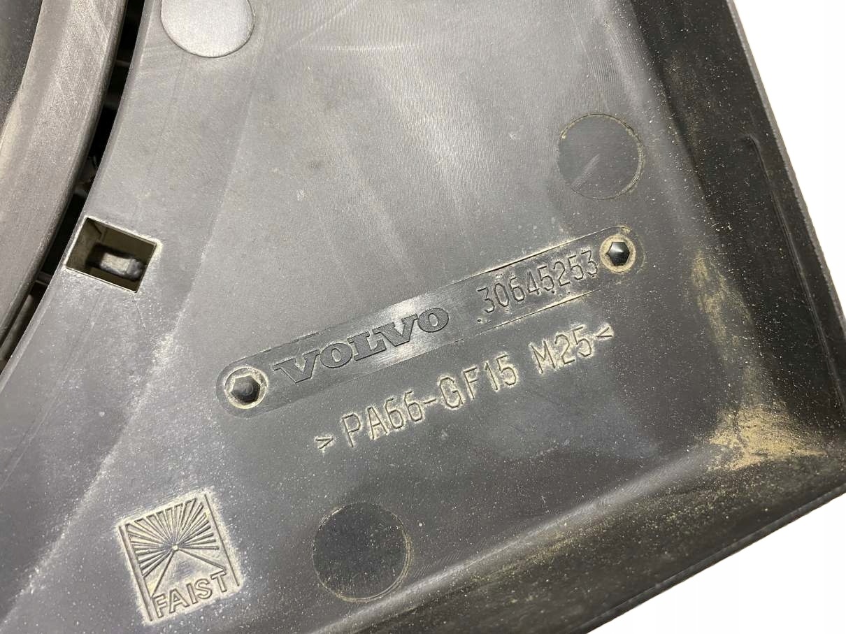 ventilátor chladiča S60 a D5 2.4 30645148 30645253