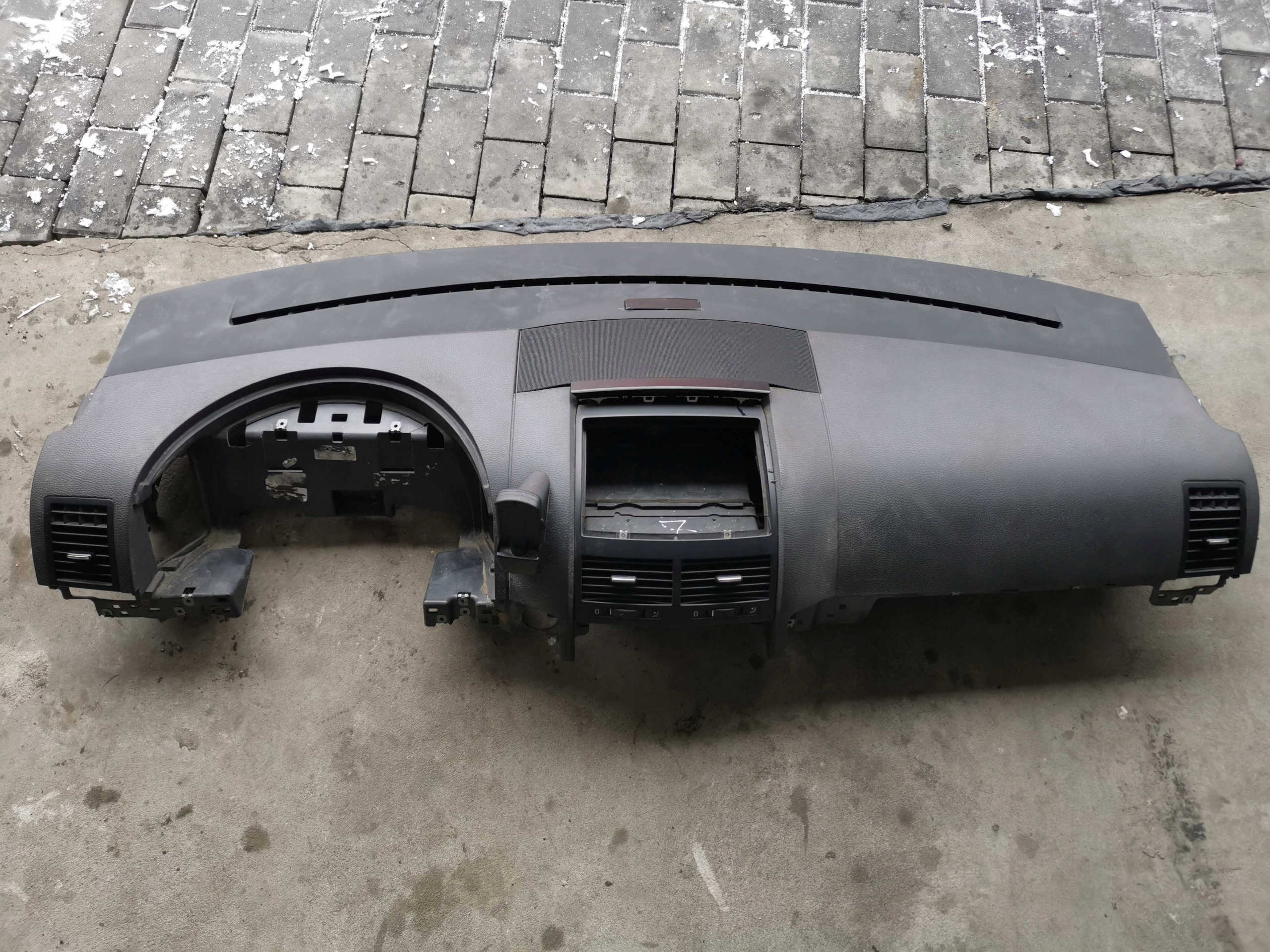 торпеда консоль Подушки volkswagen oe 7L6858451