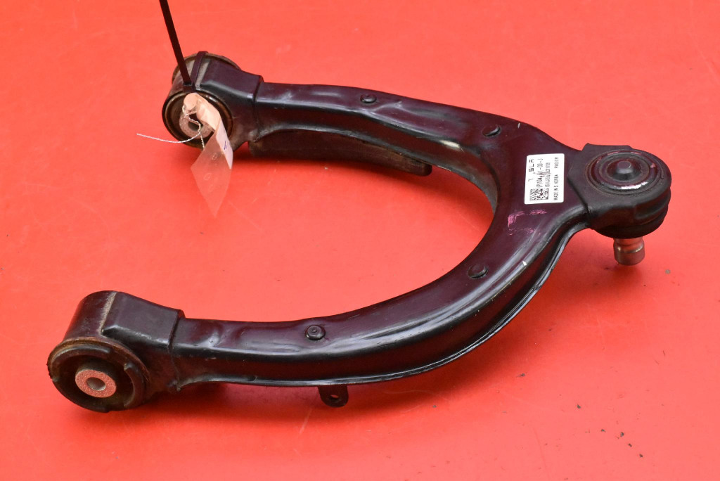 arm left front TESLA MODEL Y 60 kWh 299 KM 20