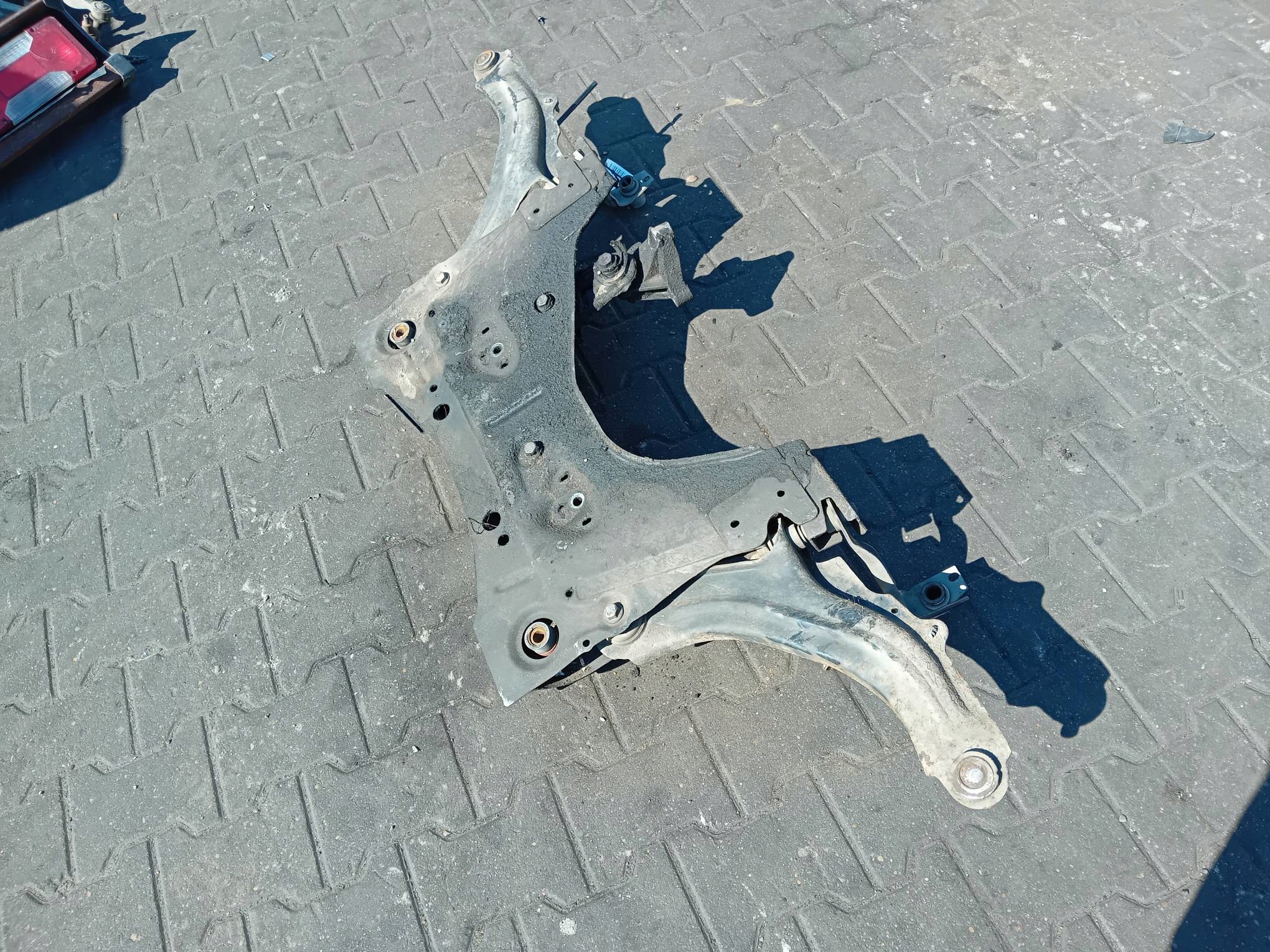 axle beam front 1.9 DCI RENAULT SCENIC II
