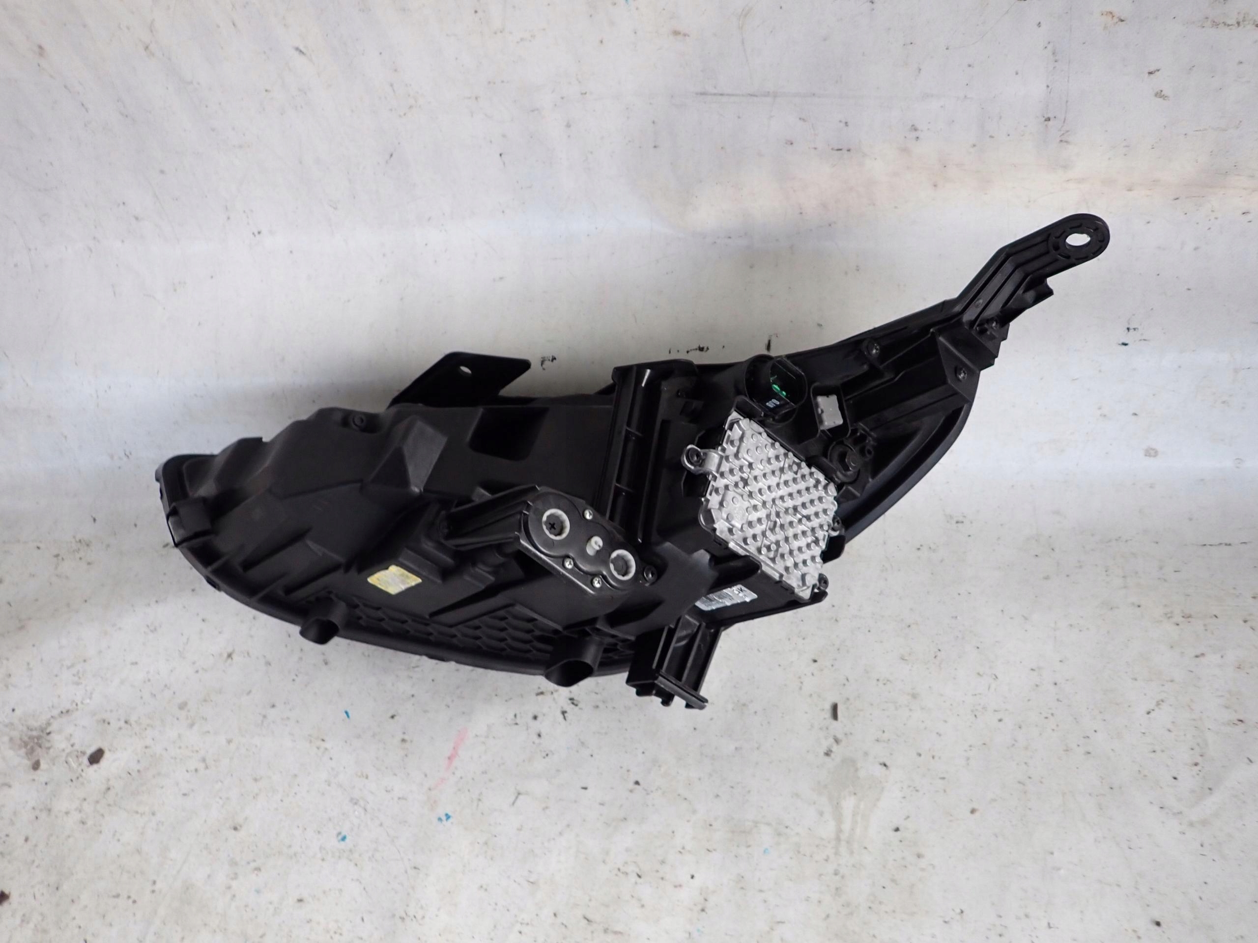 HYUNDAI I30 III 17- light front FULL LED right