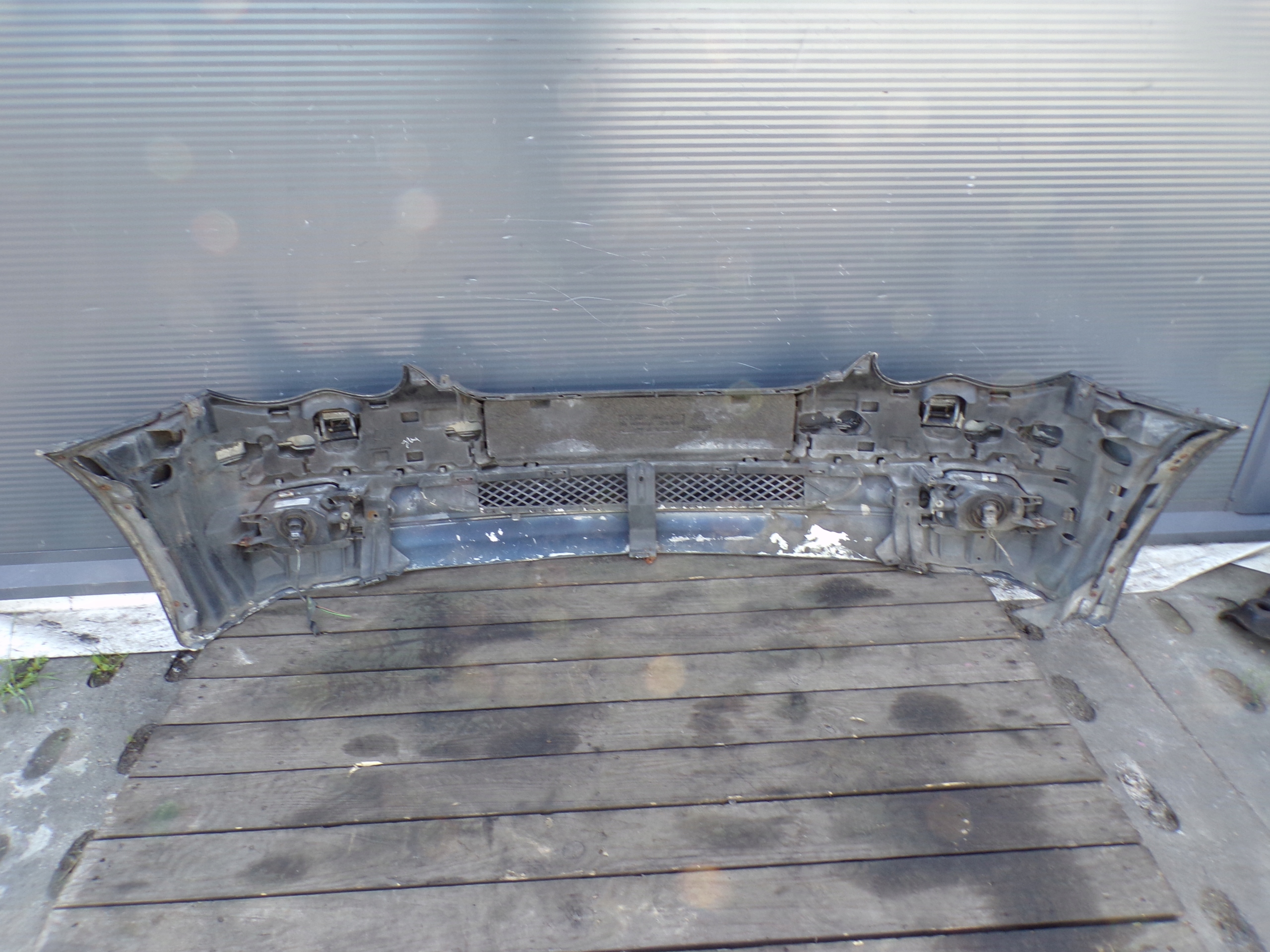 Frontstoßstange vorne MERCEDES W209 Spritzdüse