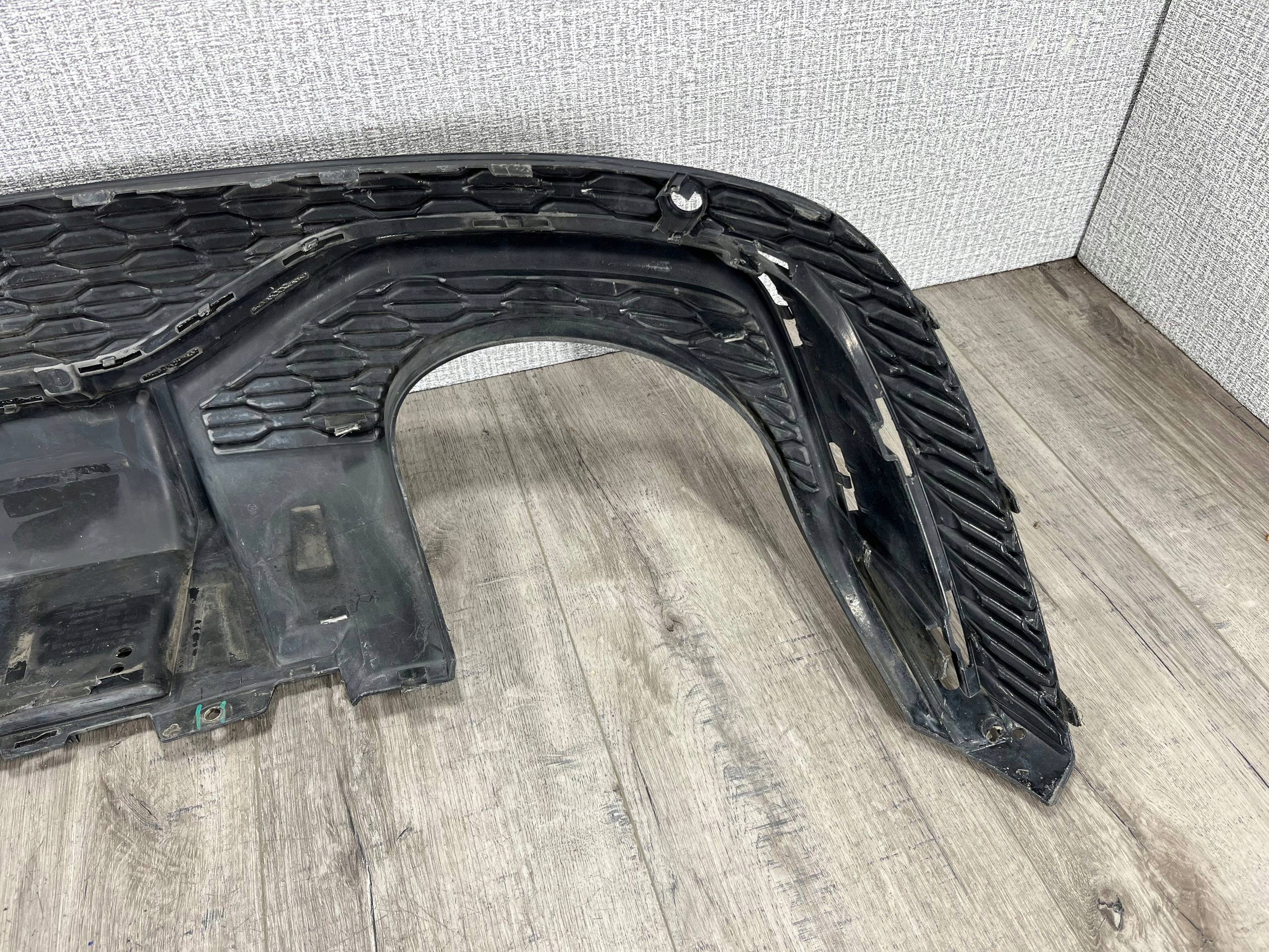 AUDI Q8 RS RSQ8 2019-> SPOILER stoßstange heck 4M8807568F