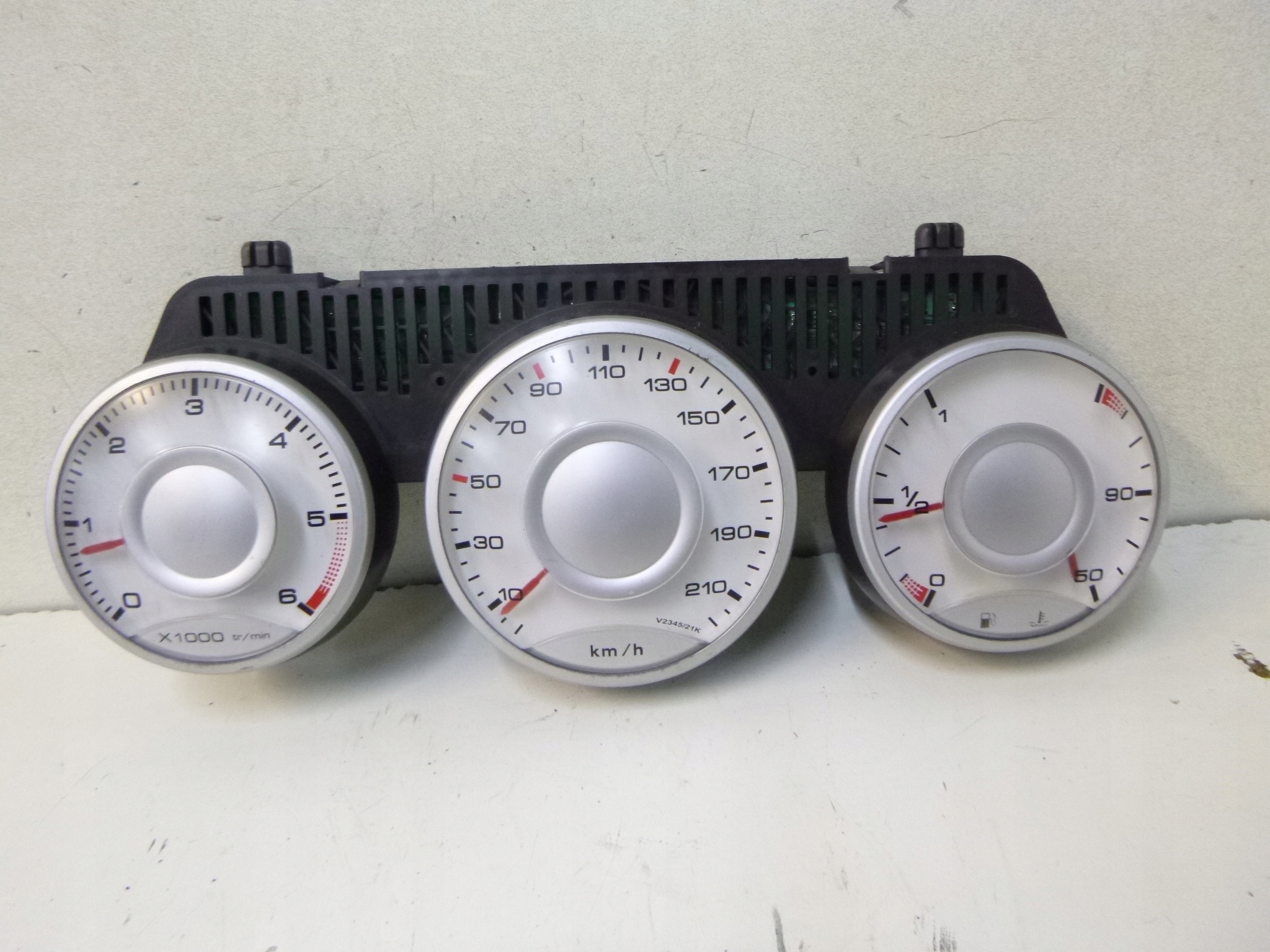 budíky display Citroen C8 2.2HDi 01r.